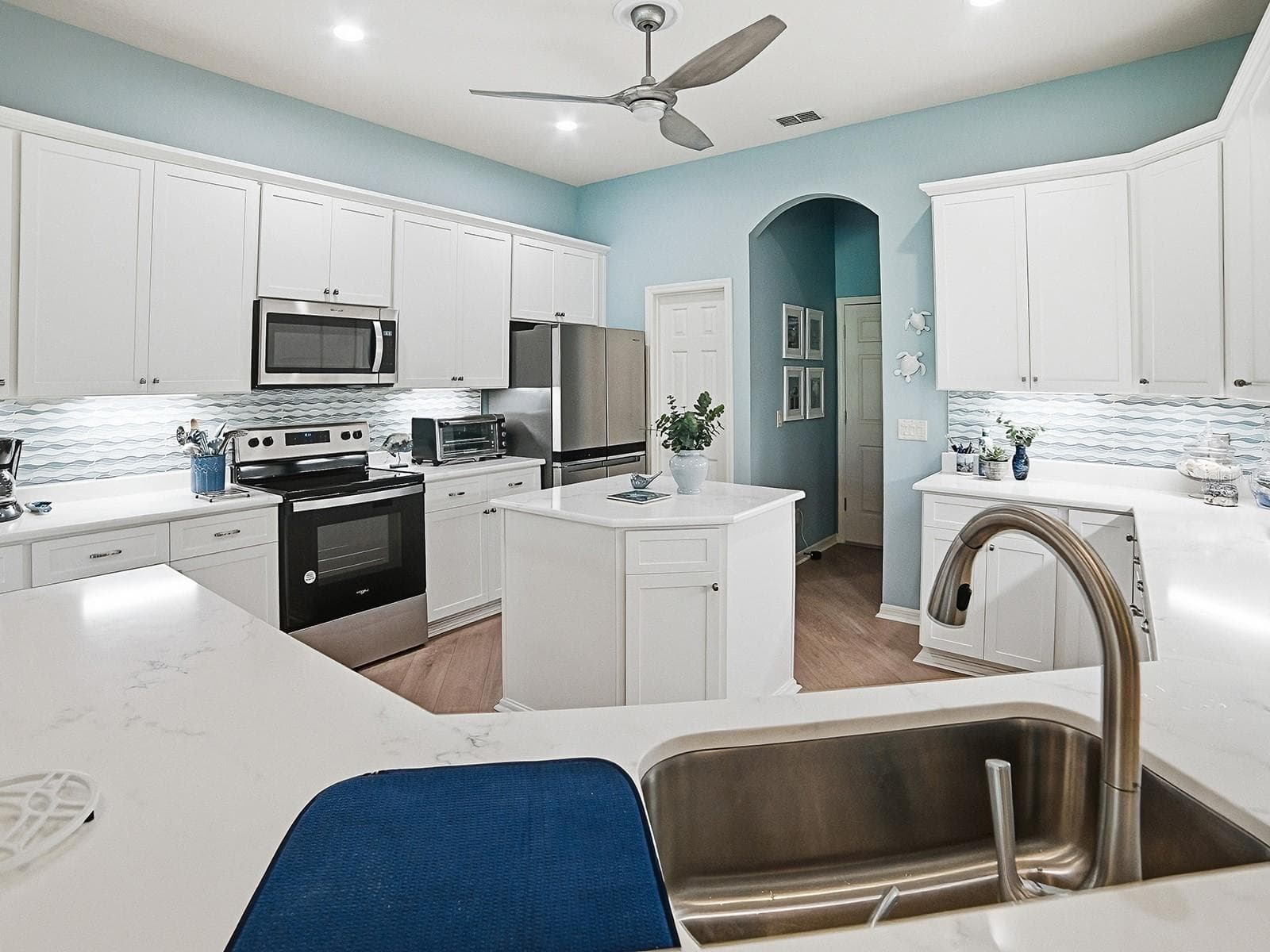 Kitchen - 4818 SABLE RIDGE CT, LEESBURG