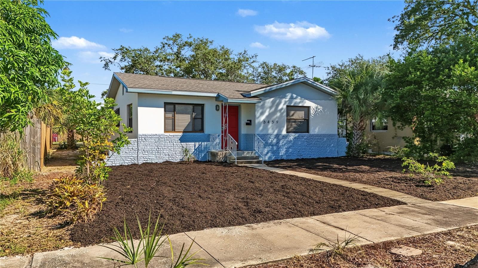 Single Family Residence at 6459 3RD AVE S, ST PETERSBURG, photo 2 of 30