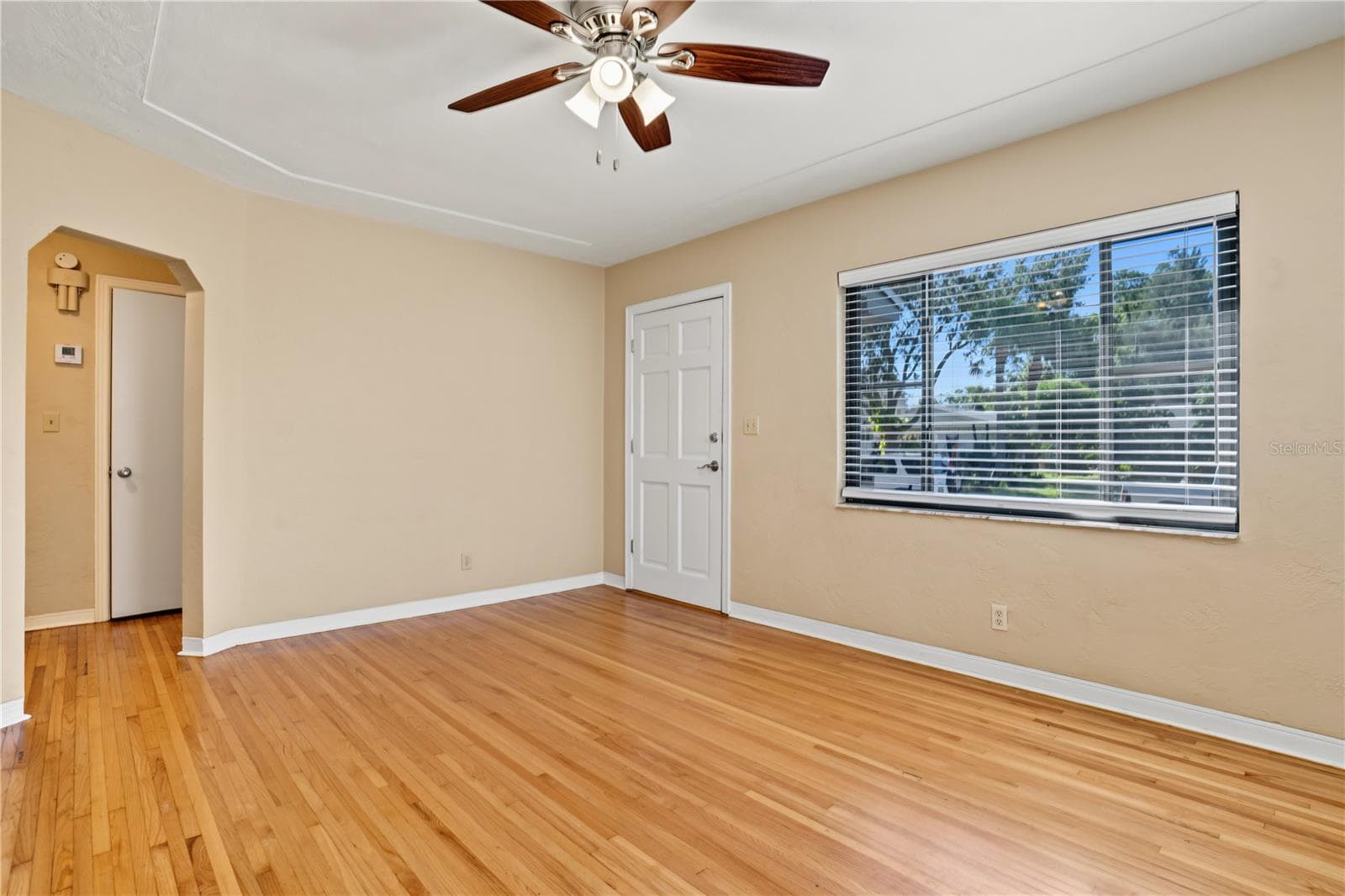 Single Family Residence at 6459 3RD AVE S, ST PETERSBURG, photo 6 of 30