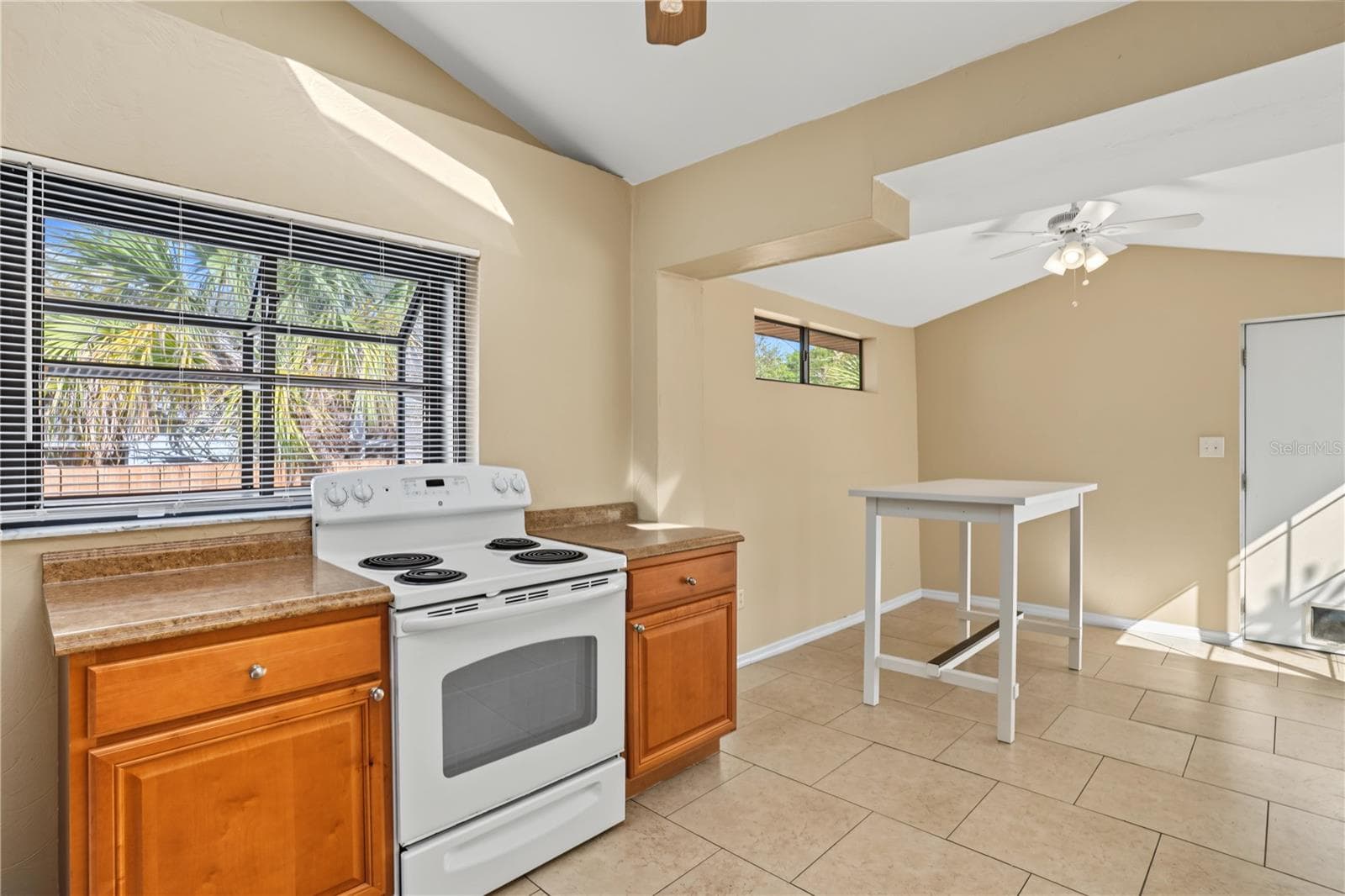 Single Family Residence at 6459 3RD AVE S, ST PETERSBURG, photo 11 of 30