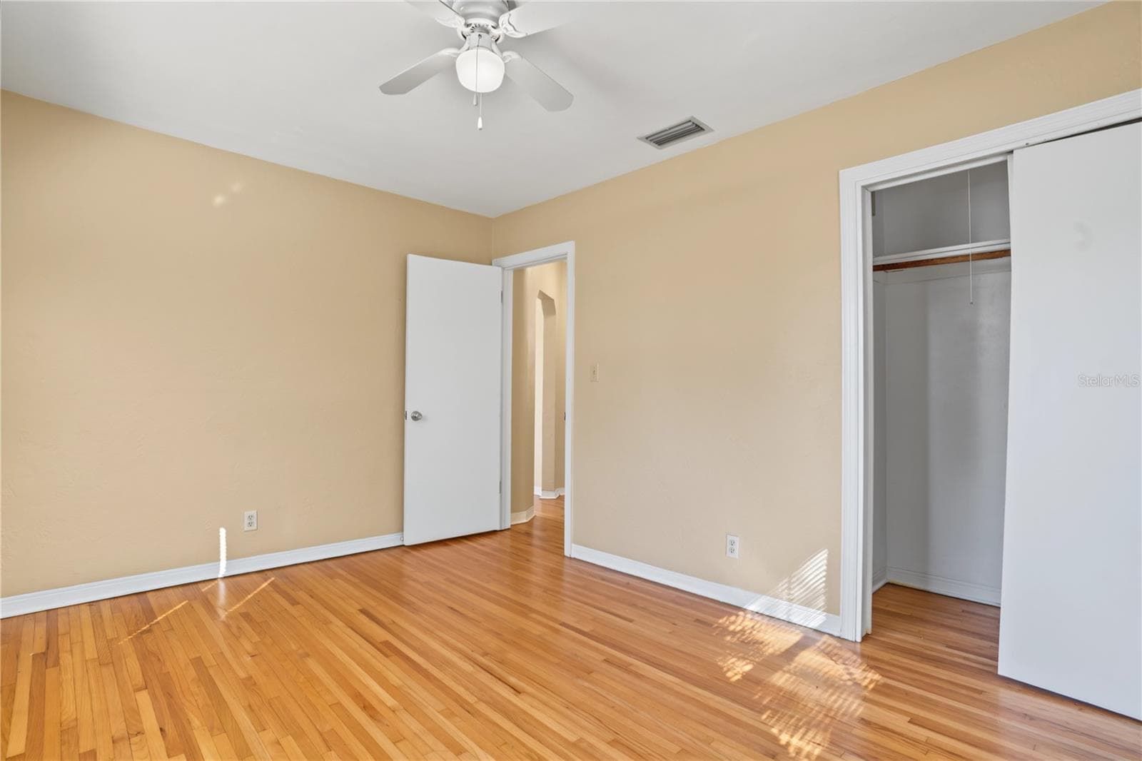 Single Family Residence at 6459 3RD AVE S, ST PETERSBURG, photo 17 of 30