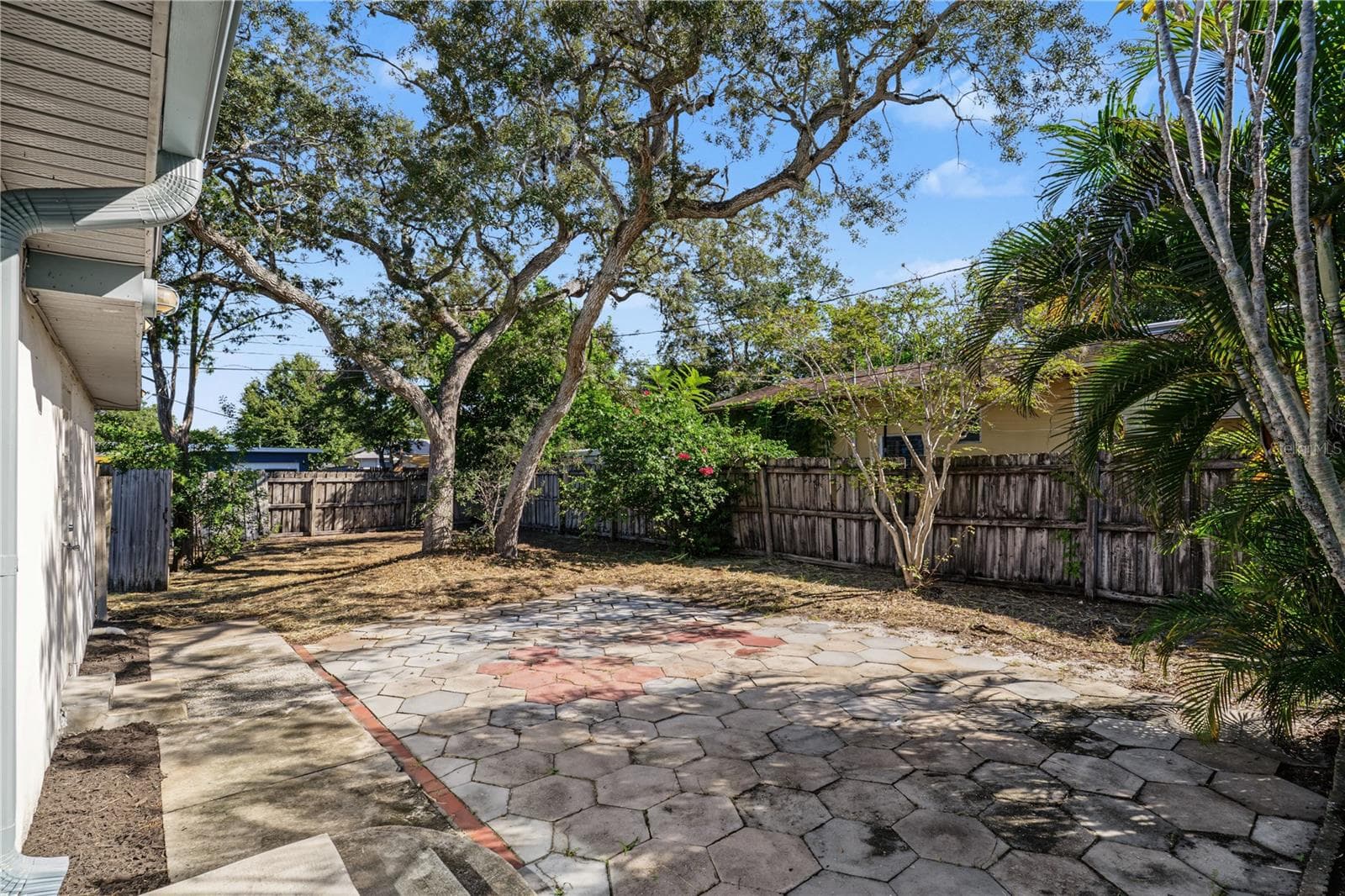 Single Family Residence at 6459 3RD AVE S, ST PETERSBURG, photo 20 of 30
