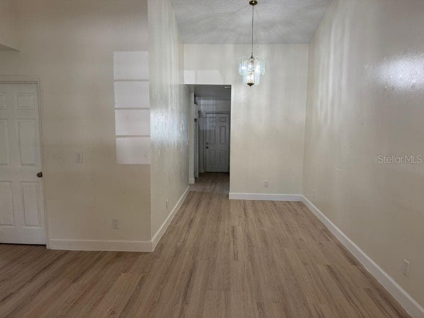 Half Duplex at 1010 DISSTON AVE, CLERMONT, photo 5 of 10