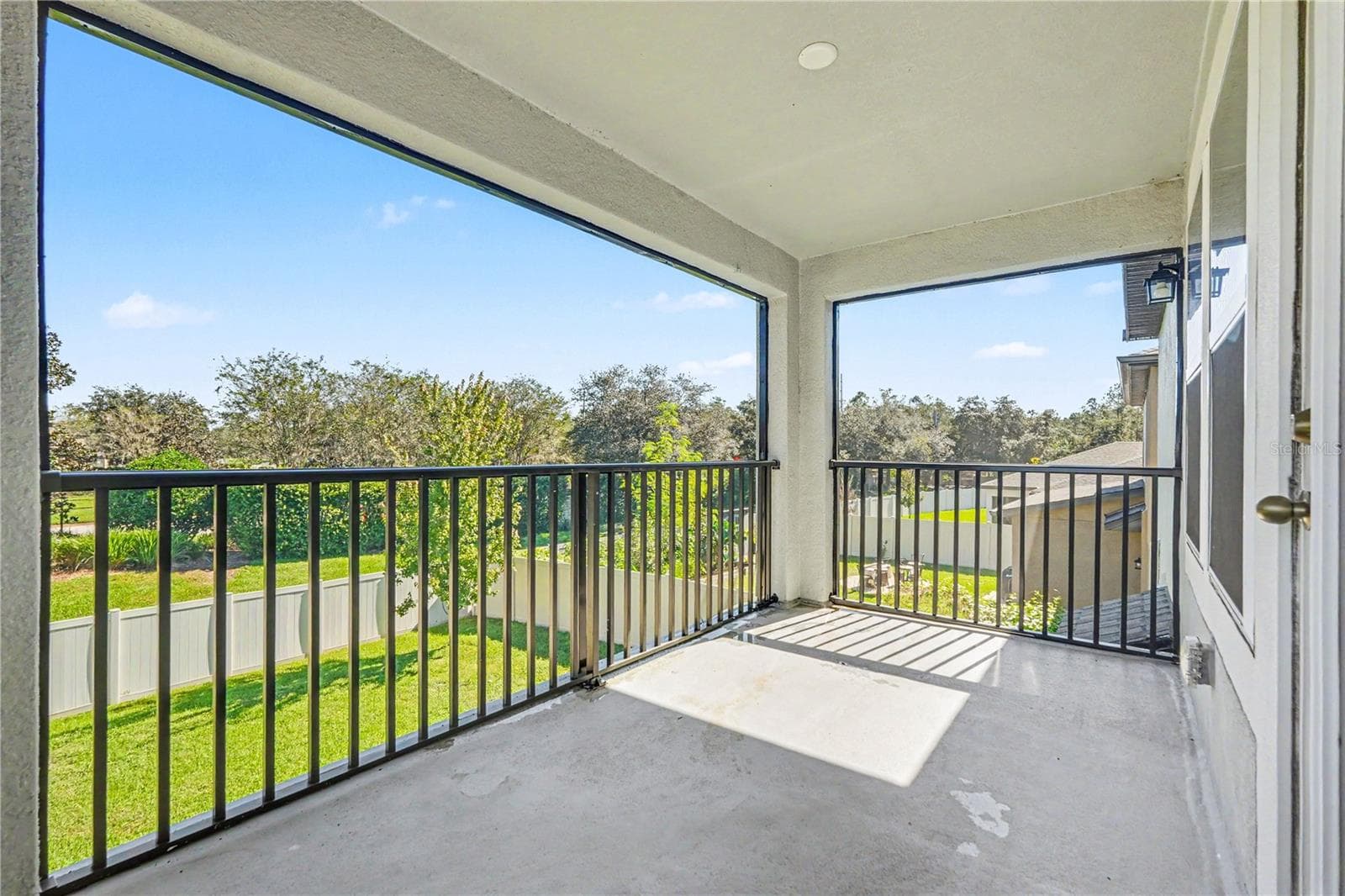 Single Family Residence at 16012 SONOMA GROVE CIR, TAMPA, photo 9 of 53