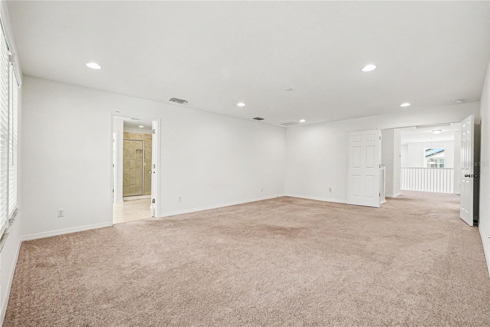 Single Family Residence at 16012 SONOMA GROVE CIR, TAMPA, photo 15 of 53