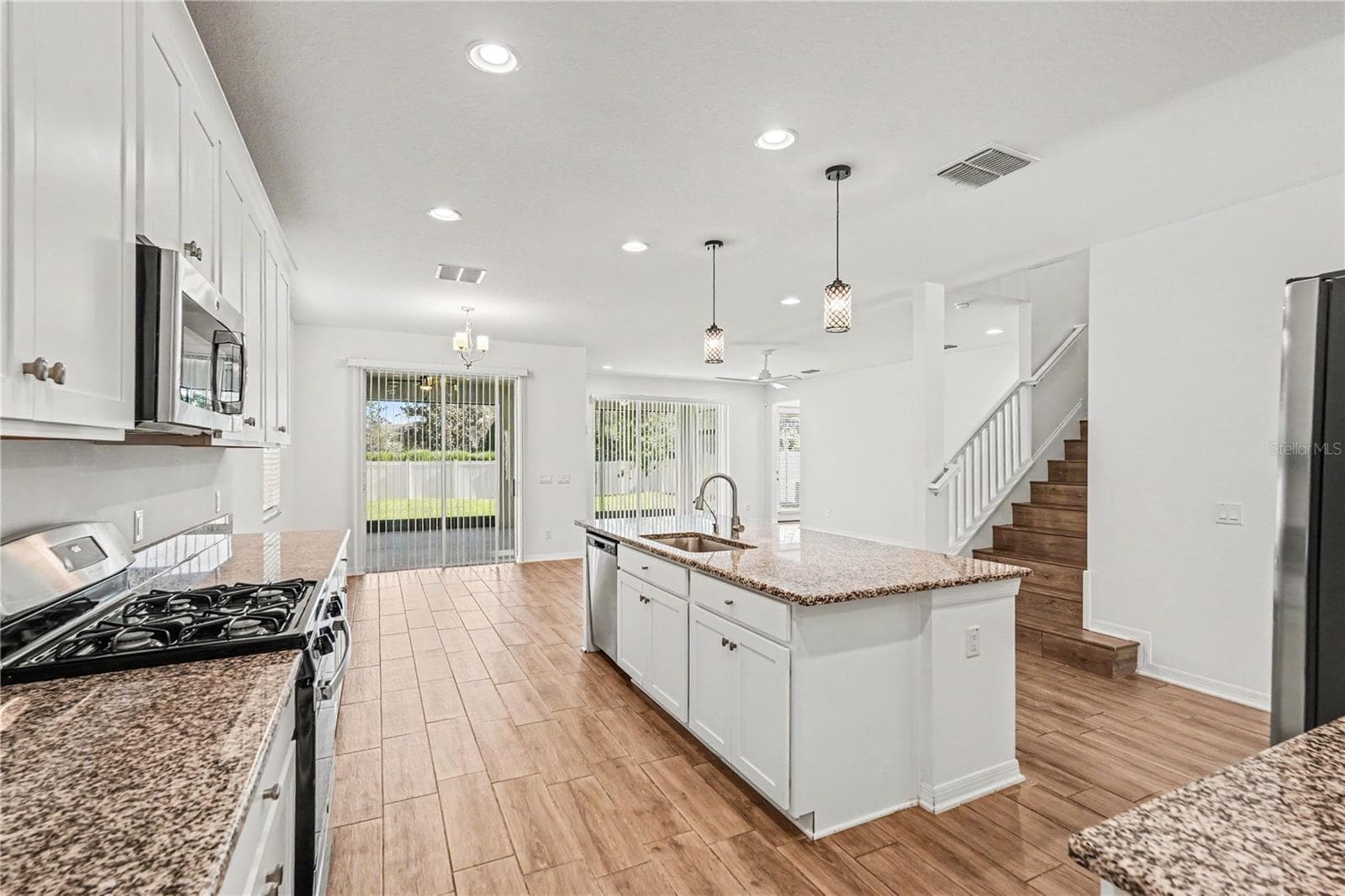 Single Family Residence at 16012 SONOMA GROVE CIR, TAMPA, photo 25 of 53