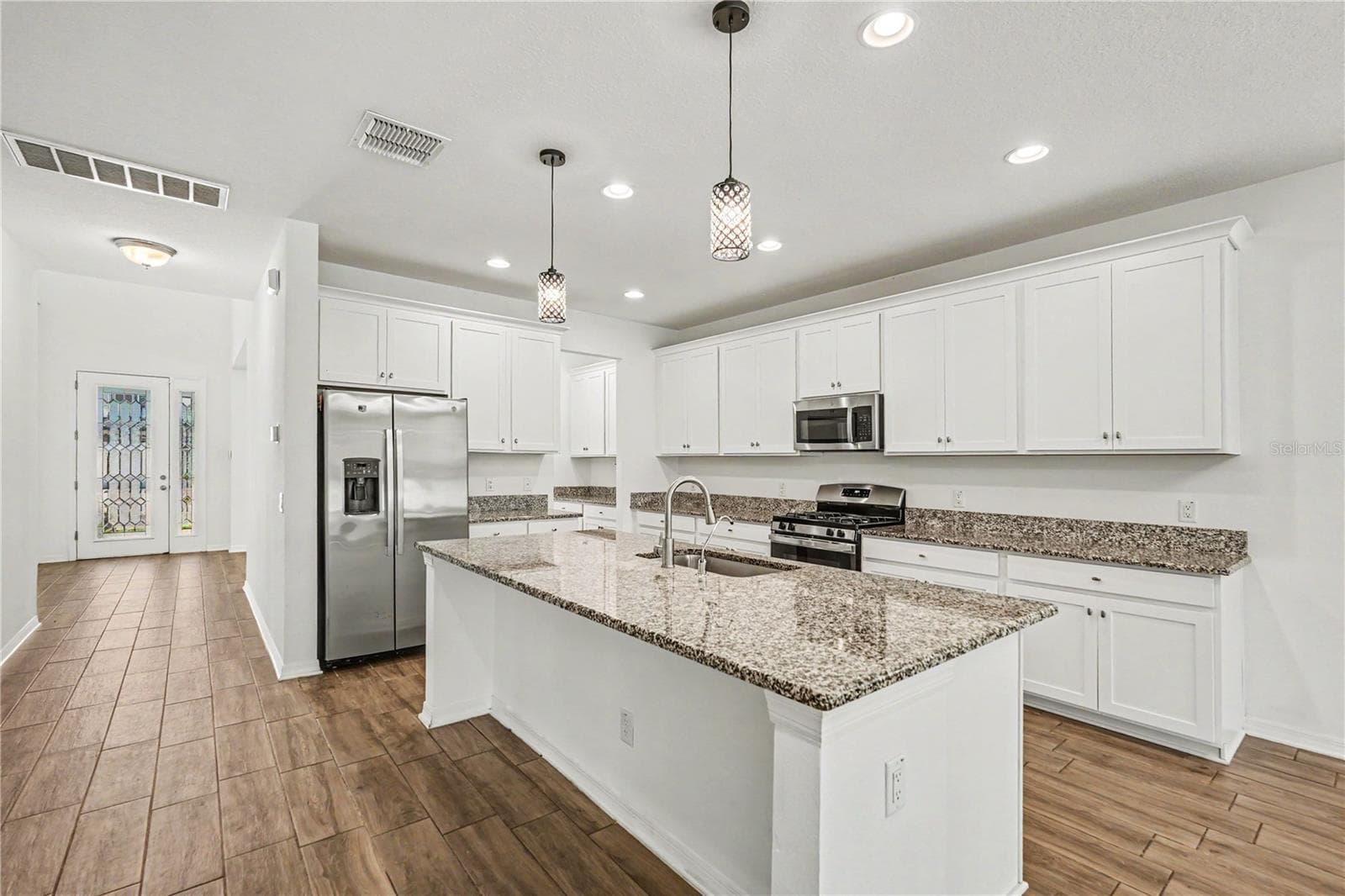 Single Family Residence at 16012 SONOMA GROVE CIR, TAMPA, photo 26 of 53