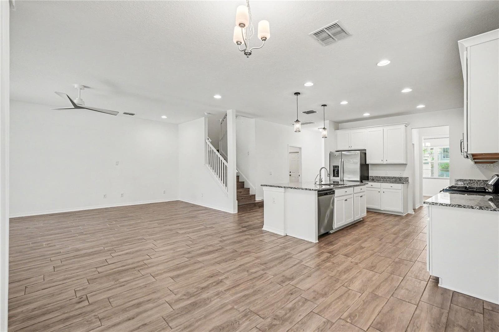 Single Family Residence at 16012 SONOMA GROVE CIR, TAMPA, photo 32 of 53
