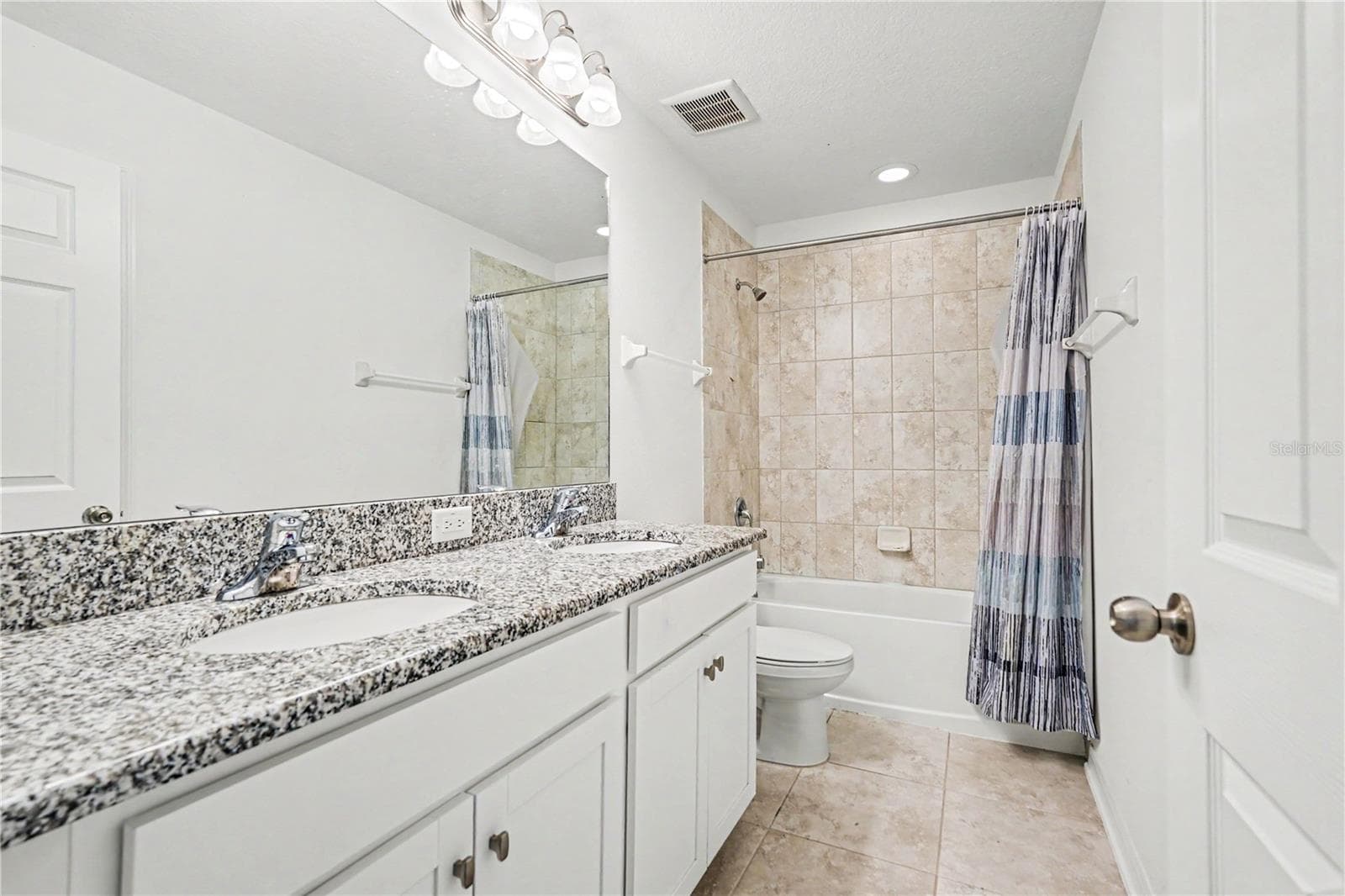 Single Family Residence at 16012 SONOMA GROVE CIR, TAMPA, photo 48 of 53