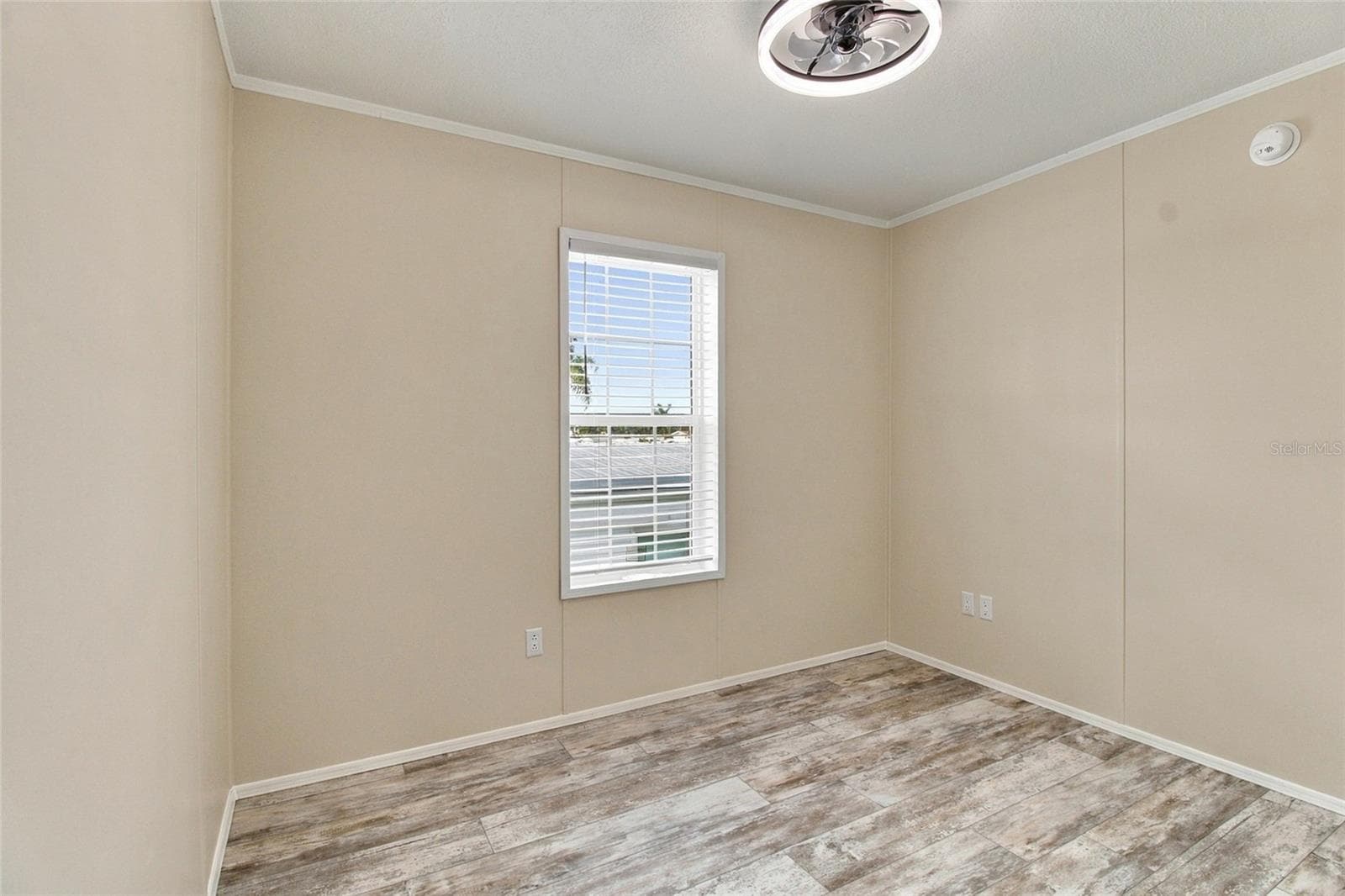 Manufactured Home at 18675 U.S. HIGHWAY 19 N. #349, CLEARWATER, photo 20 of 41