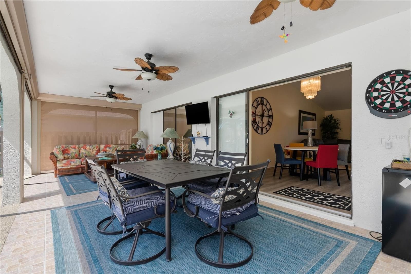 Outdoor dining - 21443 SHELDON AVE, PORT CHARLOTTE