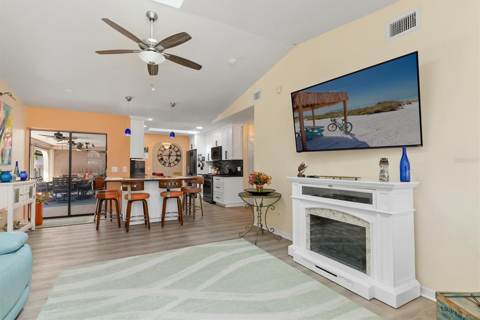 Kitchen to family room - 21443 SHELDON AVE, PORT CHARLOTTE