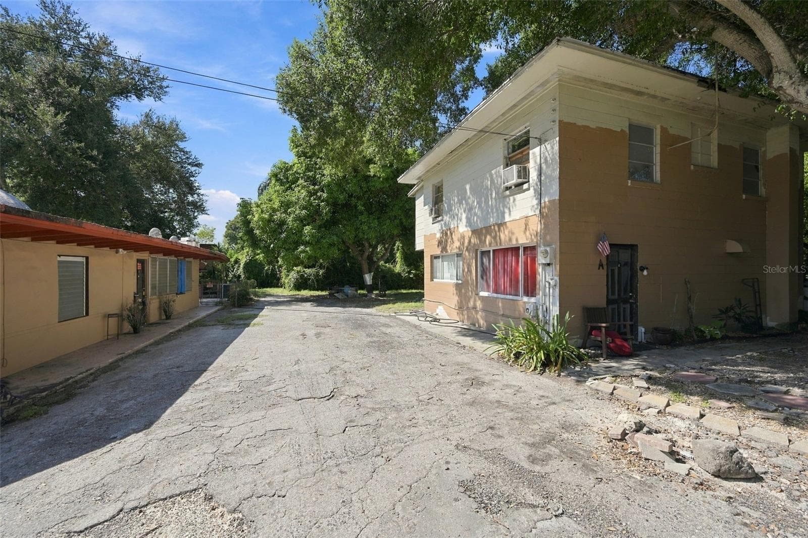 Triplex at 4949 26TH AVE N, ST PETERSBURG, photo 11 of 20