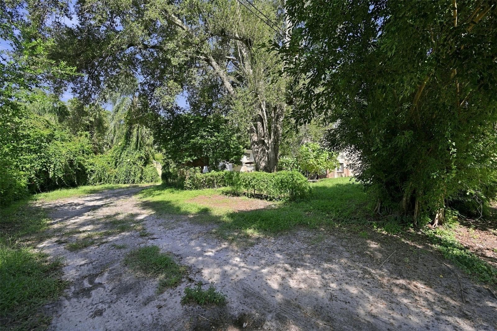 Triplex at 4949 26TH AVE N, ST PETERSBURG, photo 17 of 20