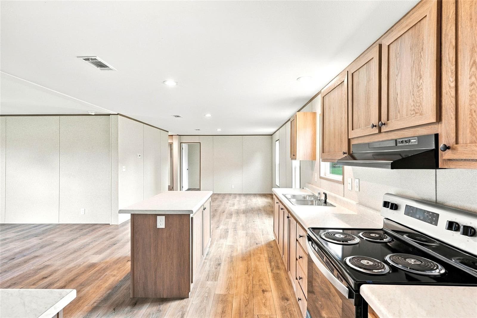 Manufactured Home at 4235 LINDA DRIVE DR, WESLEY CHAPEL, photo 14 of 50