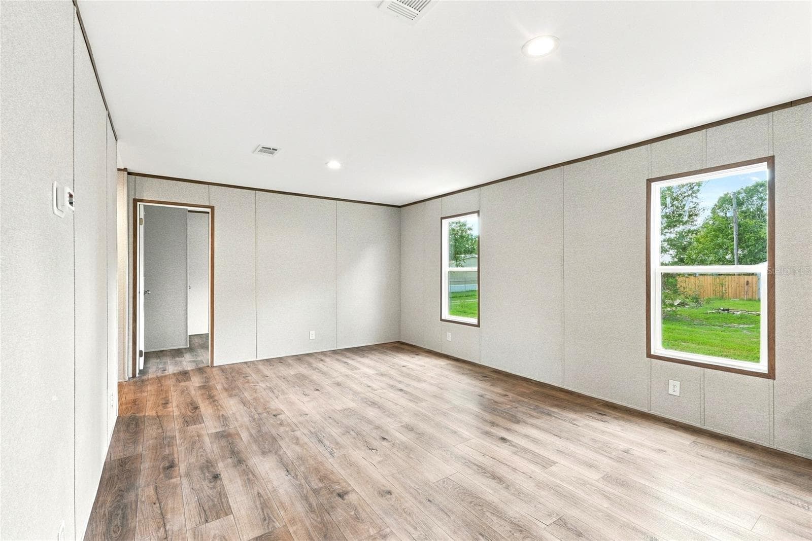 Manufactured Home at 4235 LINDA DRIVE DR, WESLEY CHAPEL, photo 18 of 50