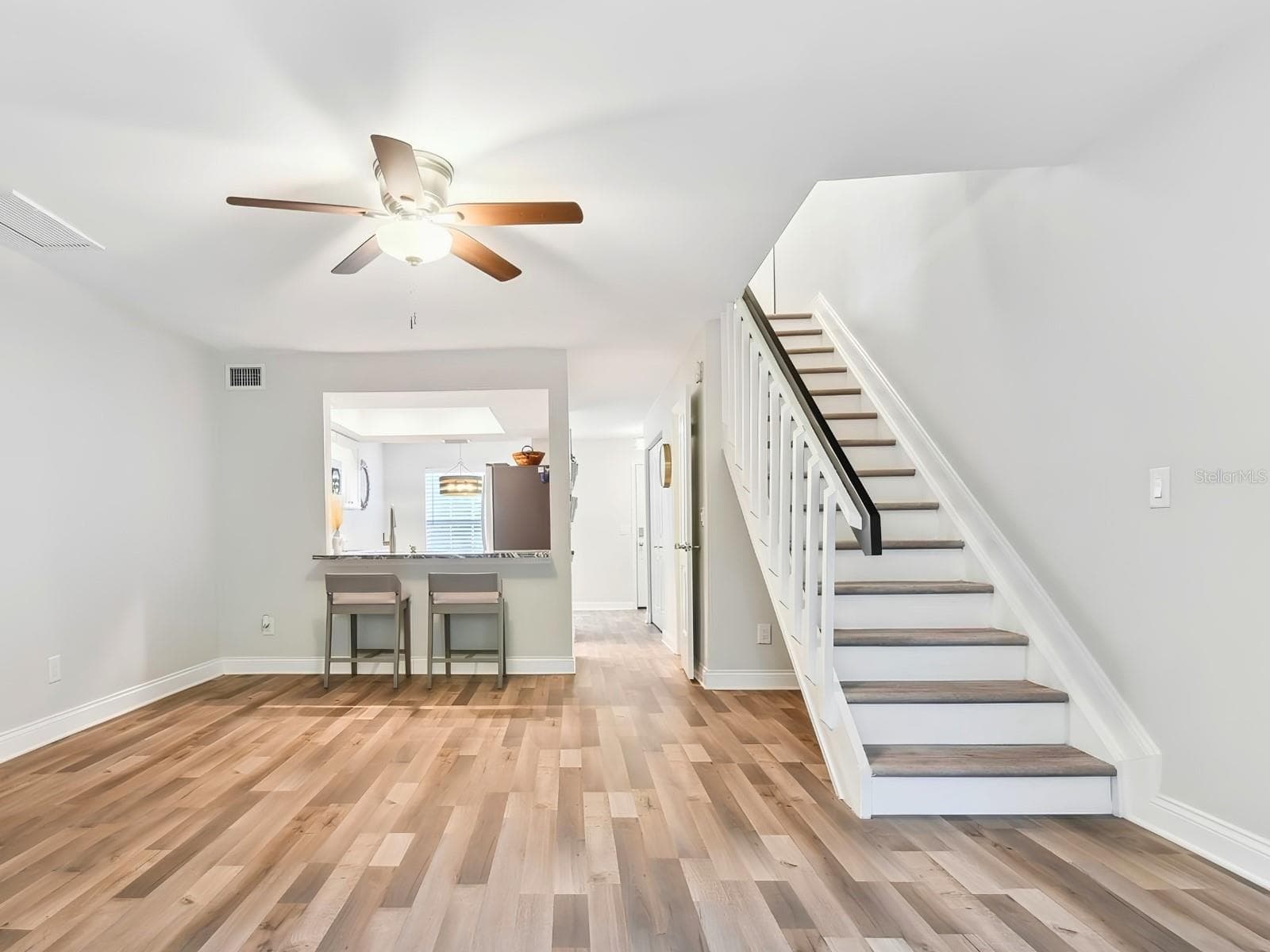 Townhouse at 14027 NOTREVILLE WAY, TAMPA, photo 12 of 32