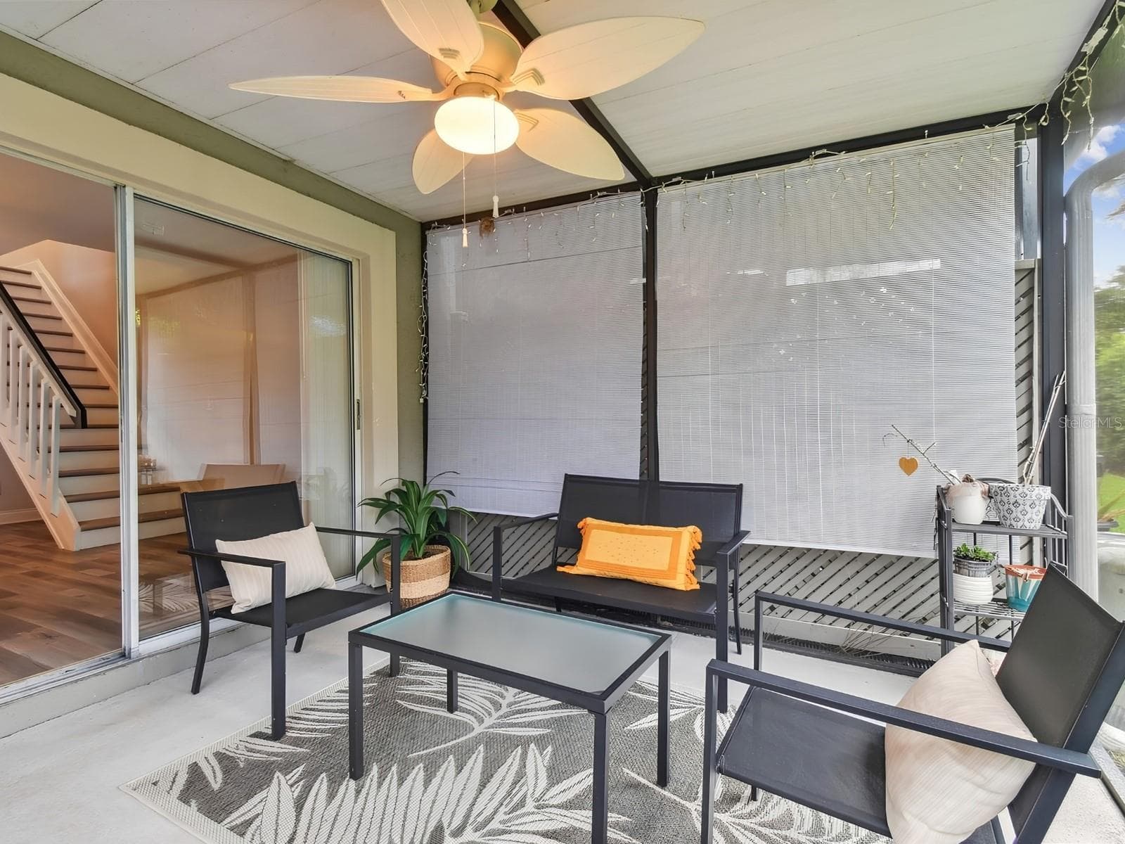 Townhouse at 14027 NOTREVILLE WAY, TAMPA, photo 15 of 32