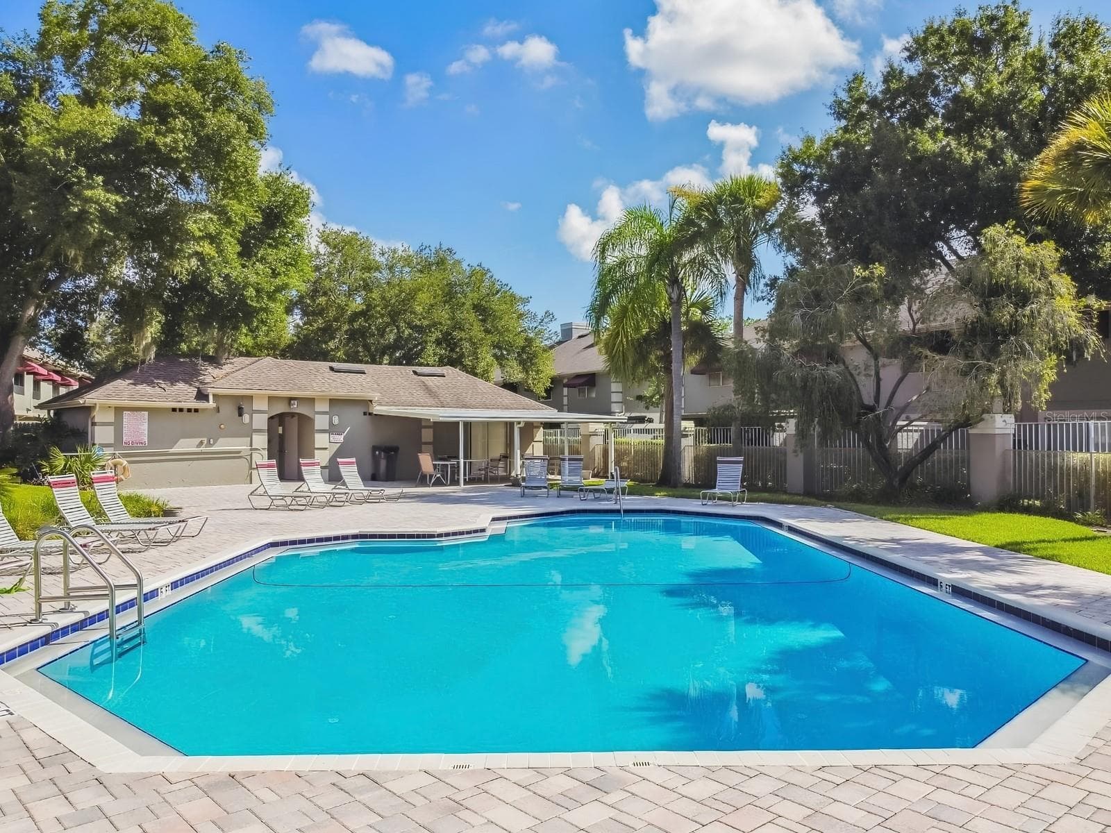 Townhouse at 14027 NOTREVILLE WAY, TAMPA, photo 29 of 32