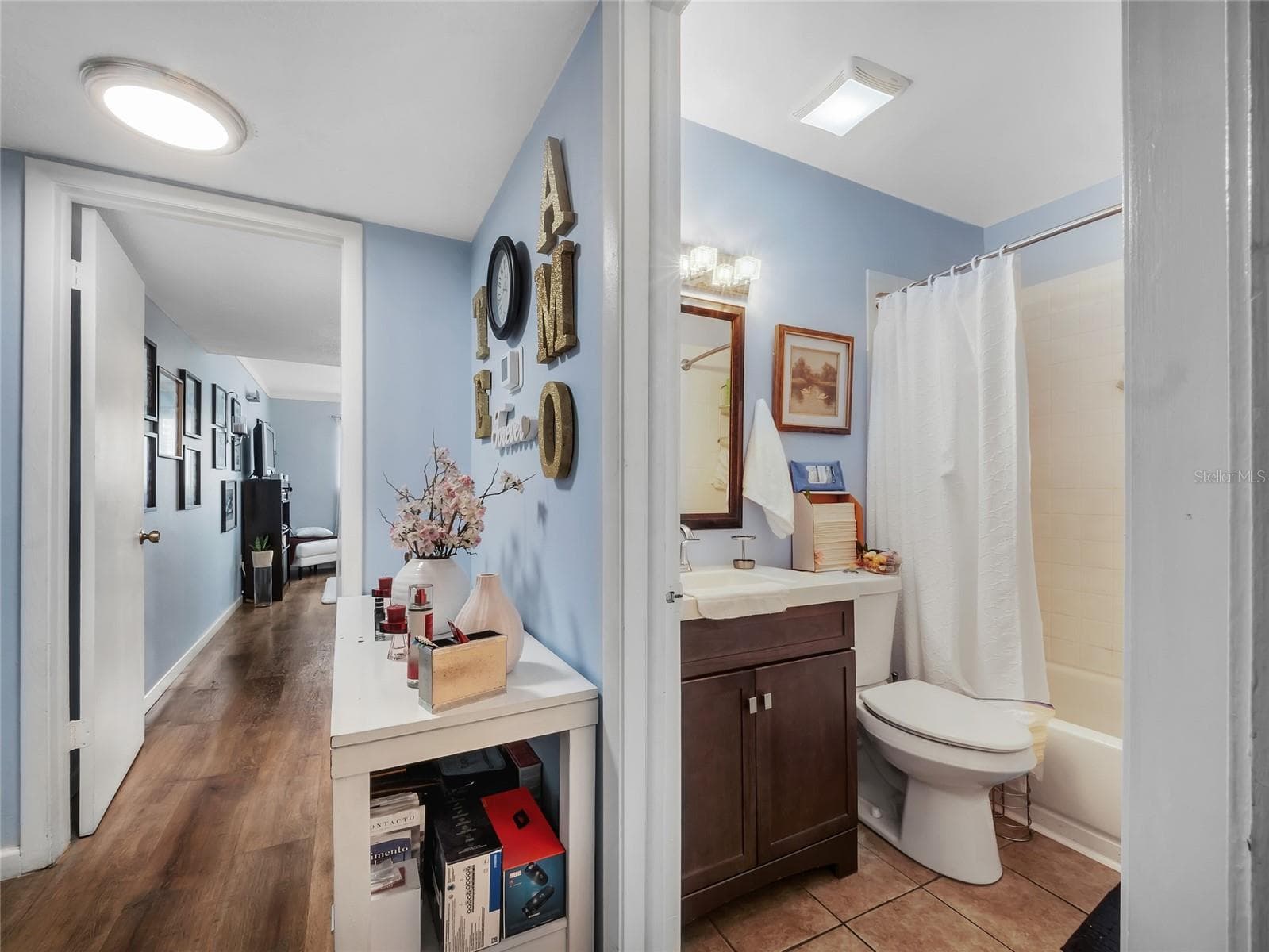 Primary Bathroom - 801 83RD AVE N #322, ST PETERSBURG