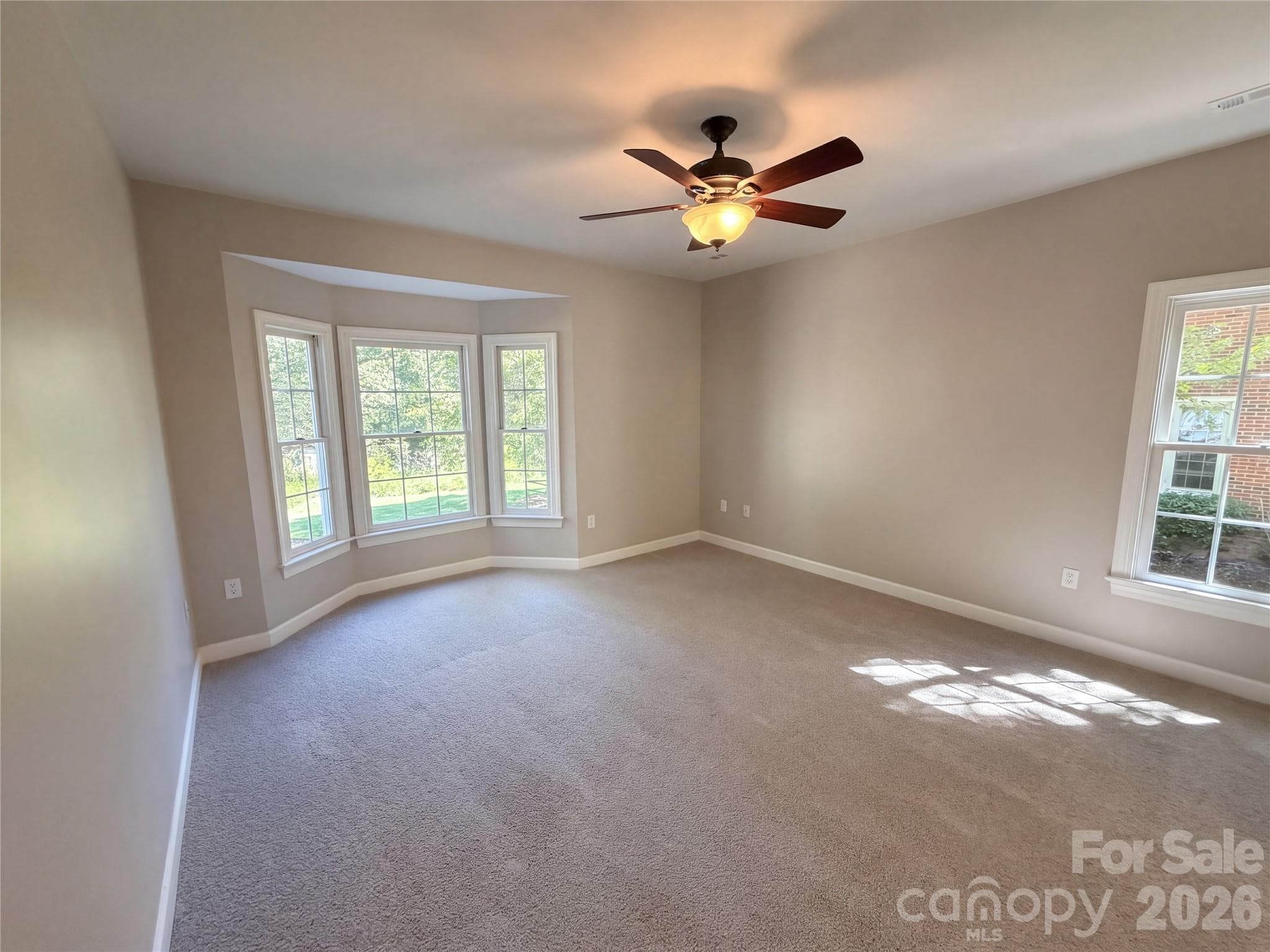Single Family Residence at 5609 Fairvista Drive, Charlotte, photo 12 of 28
