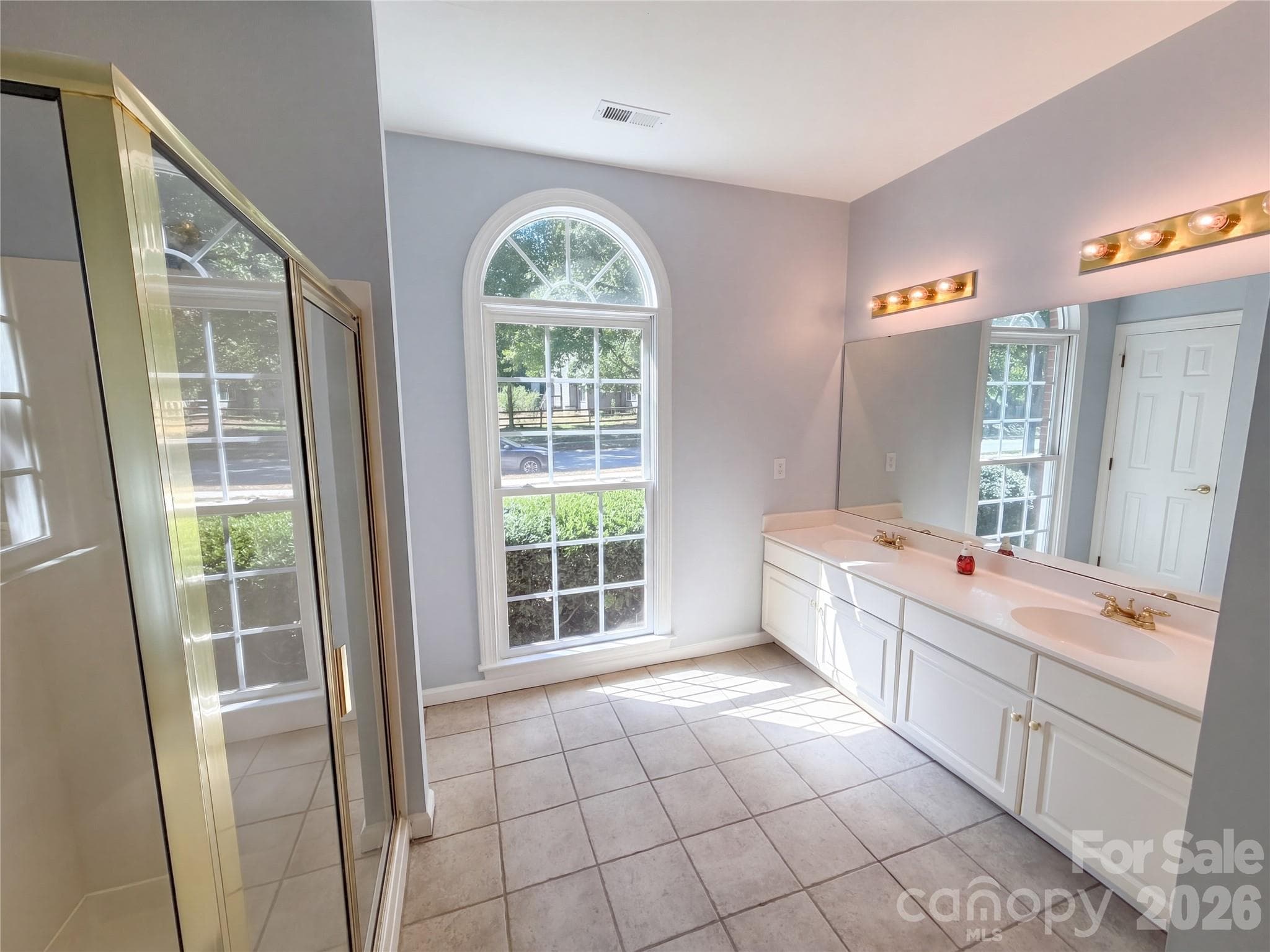 Single Family Residence at 5609 Fairvista Drive, Charlotte, photo 14 of 28