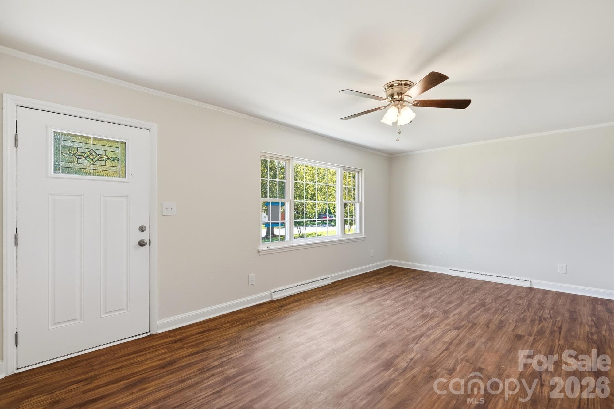 Single Family Residence at 1122 E Park Drive, Gastonia, photo 10 of 46
