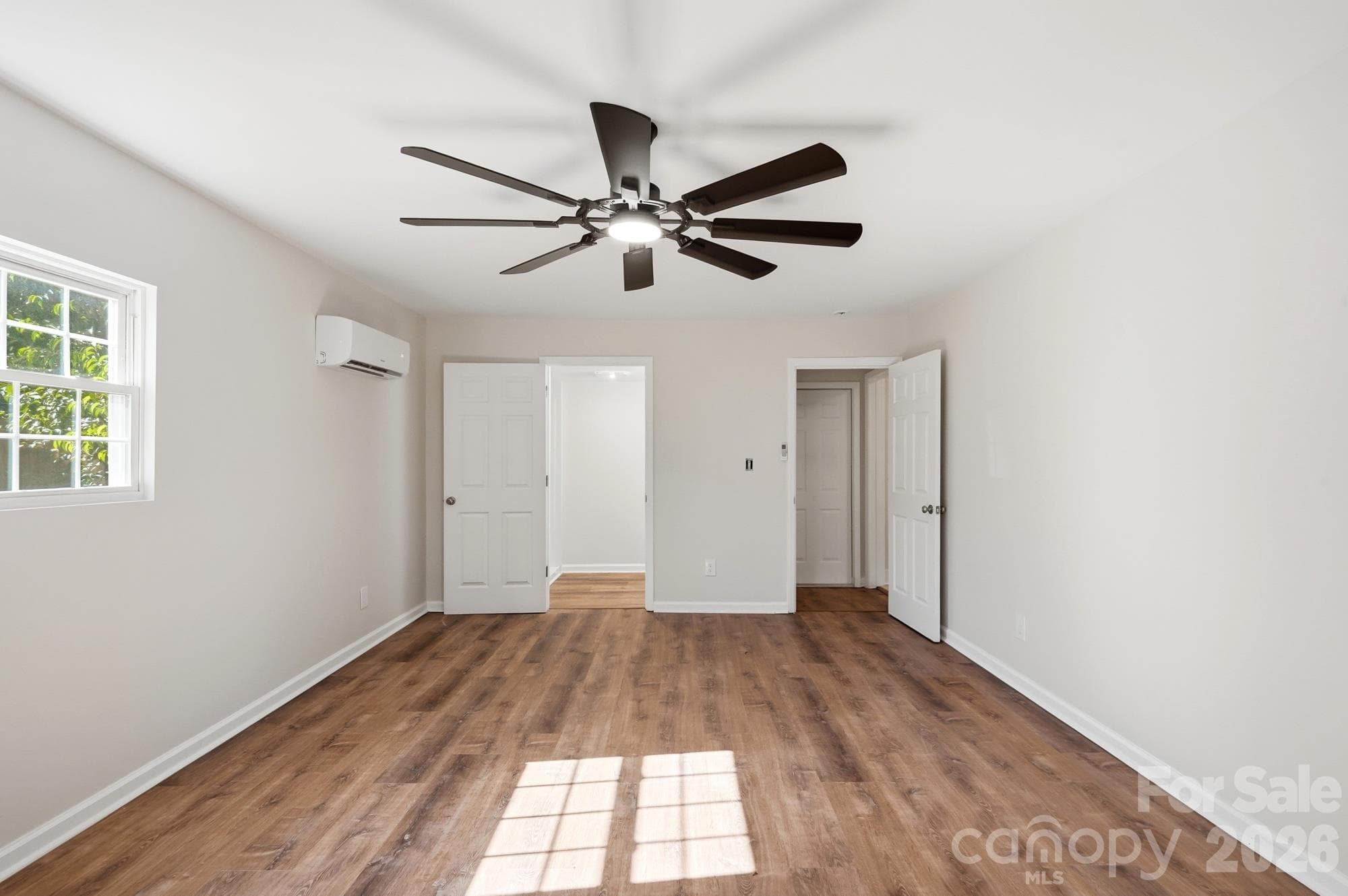 Single Family Residence at 1122 E Park Drive, Gastonia, photo 23 of 46