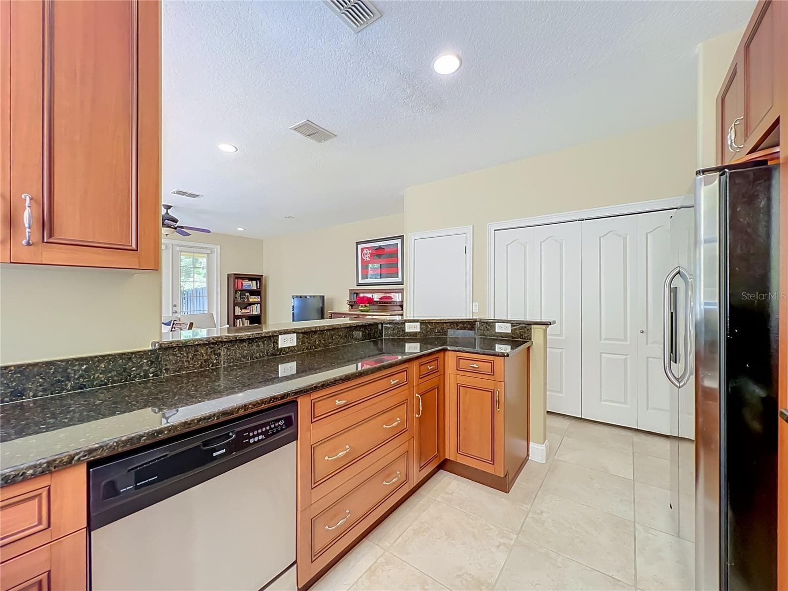 Half Duplex at 2503 KILGORE ST, ORLANDO, photo 8 of 50