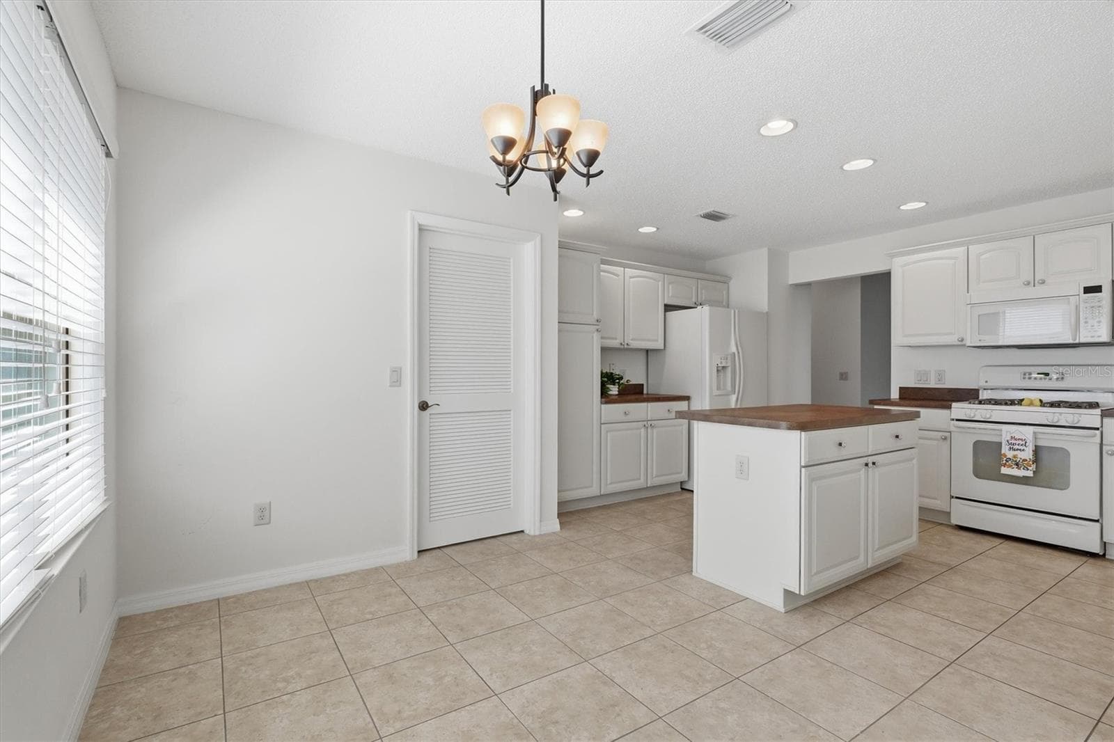 Eat In Dinette Space. - 1563 EASTOVER TER, THE VILLAGES