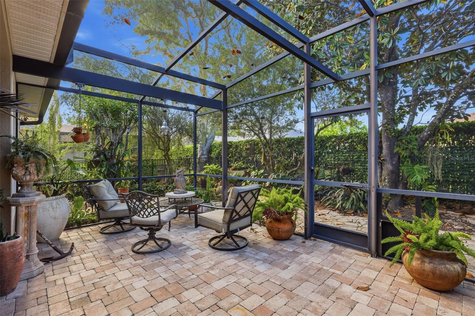 BACK LANAI - 1609 VICTORIA GARDENS DR, DELAND