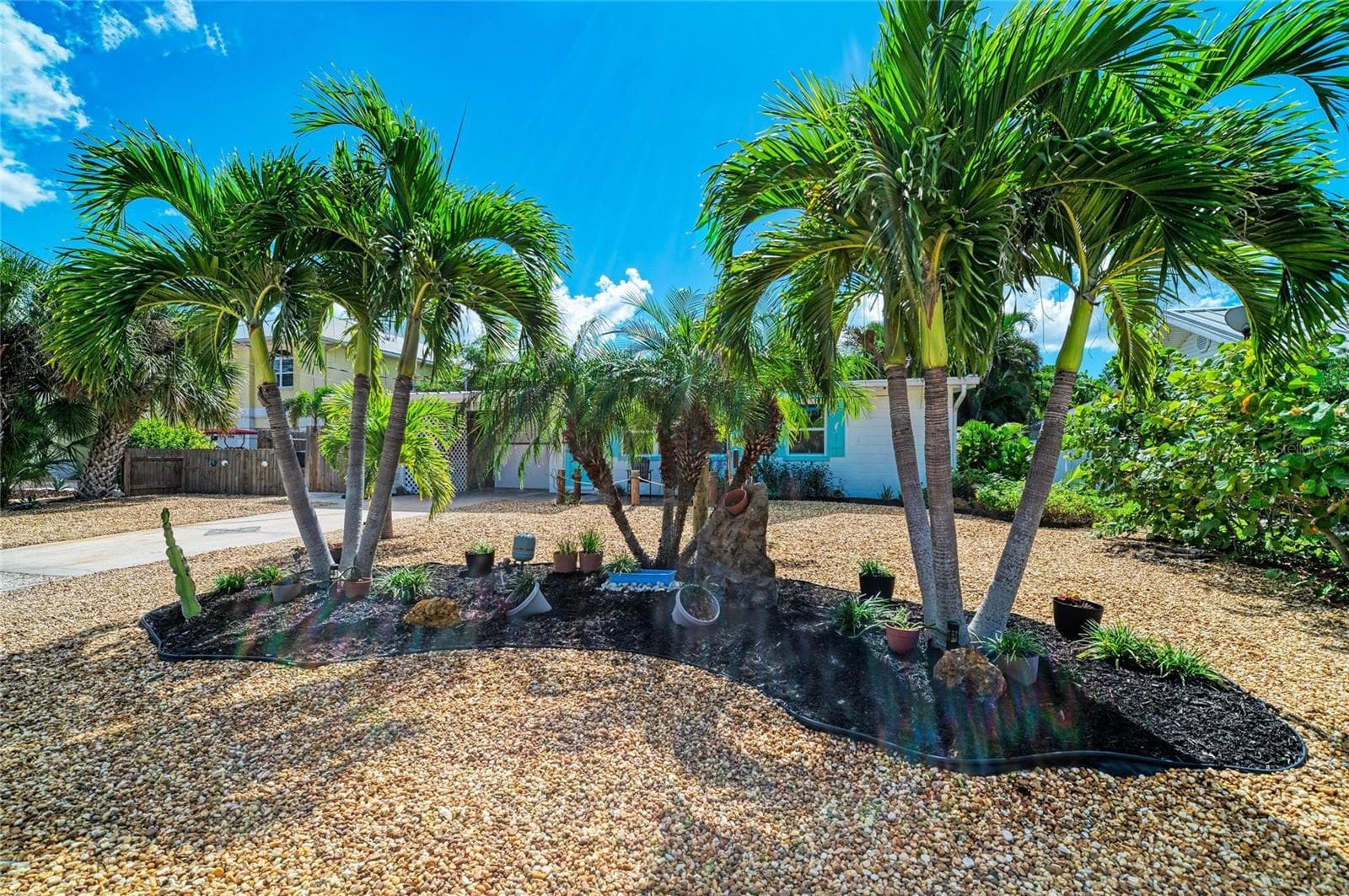 503 BAYVIEW DR