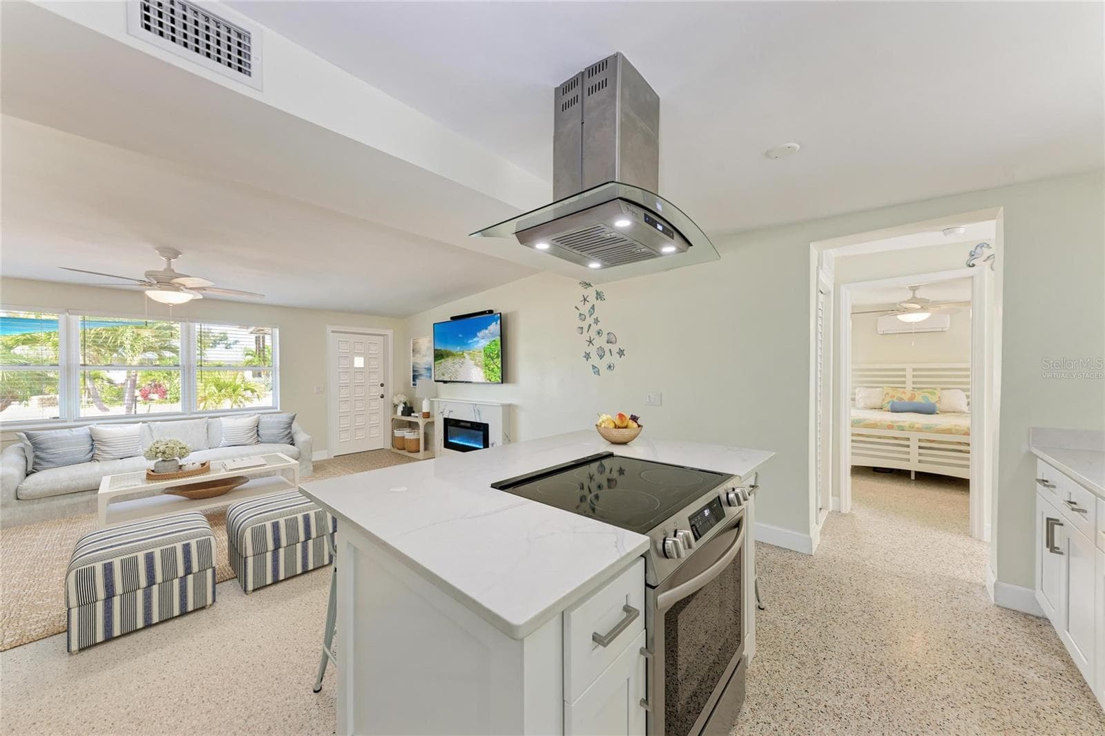 Virtually Staged - 503 BAYVIEW DR, HOLMES BEACH