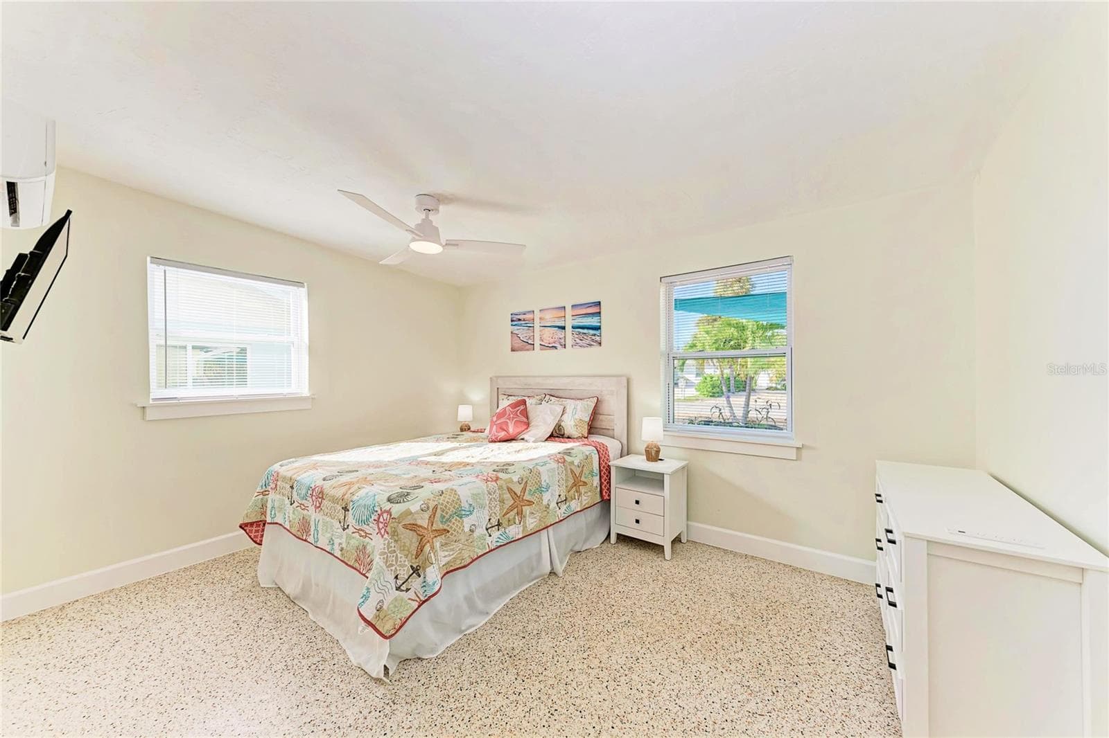 Single Family Residence at 503 BAYVIEW DR, HOLMES BEACH, photo 25 of 54