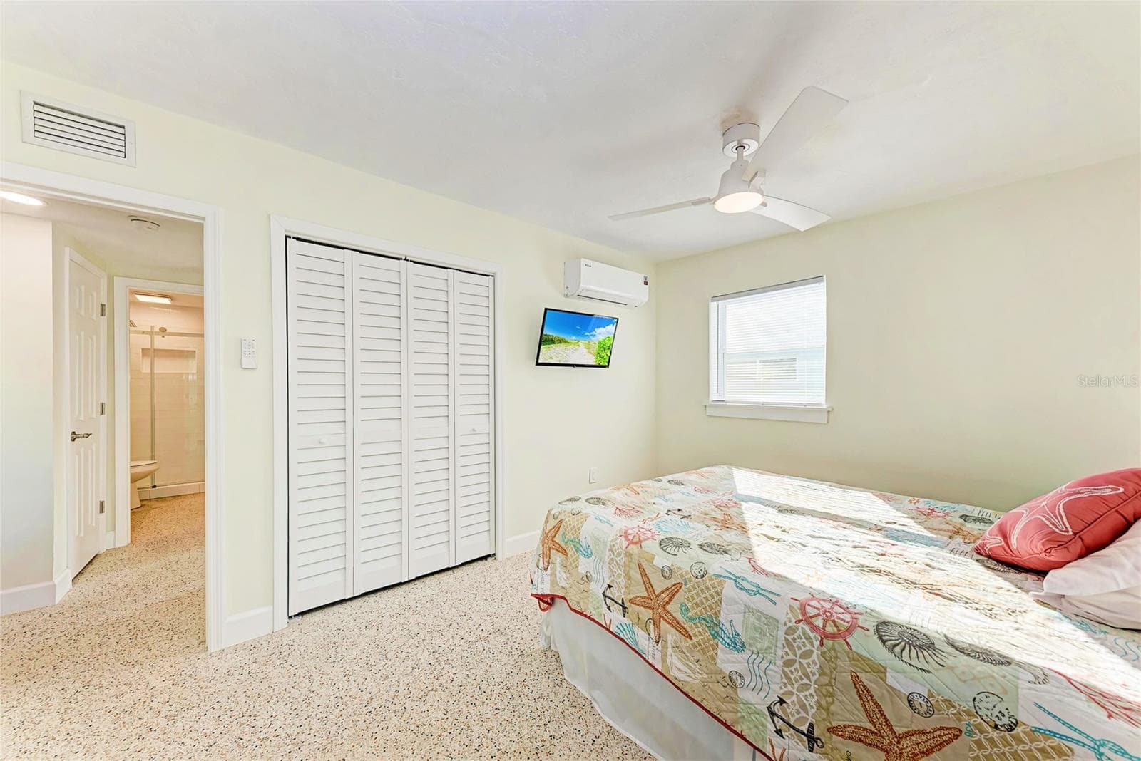 Single Family Residence at 503 BAYVIEW DR, HOLMES BEACH, photo 27 of 54