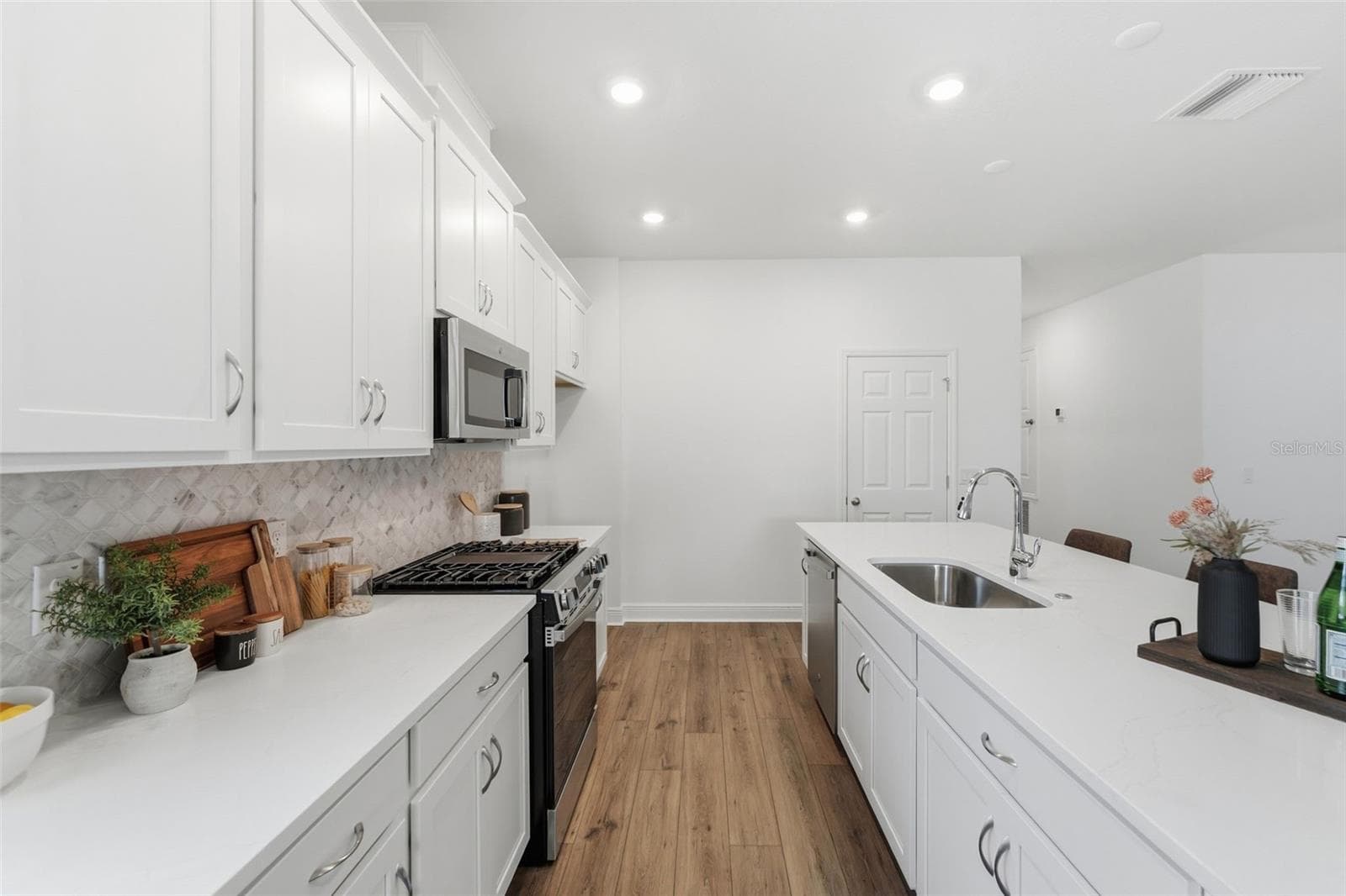 Kitchen - 436 LEMONGRASS RD, MINNEOLA
