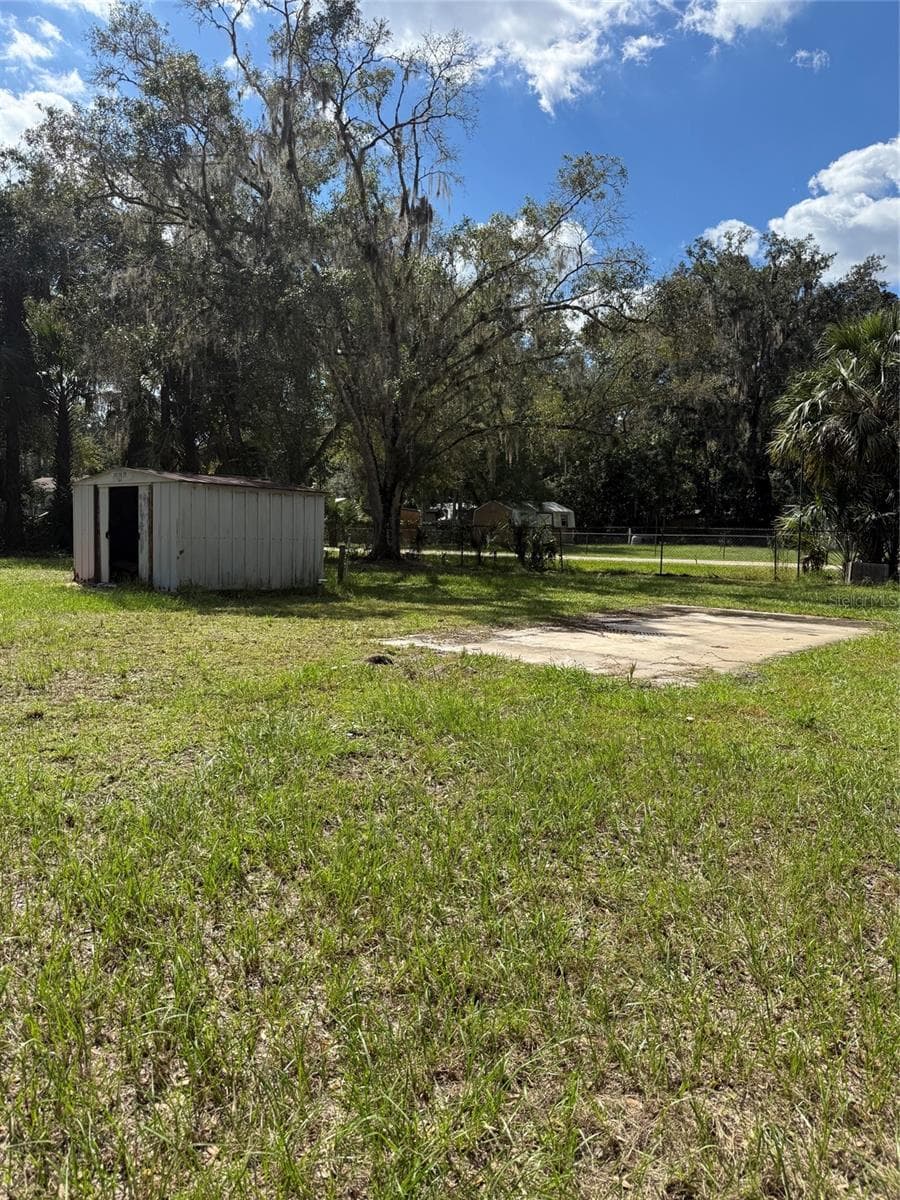Mobile Home at 2400 N JUNGLECAMP RD, INVERNESS, photo 11 of 52