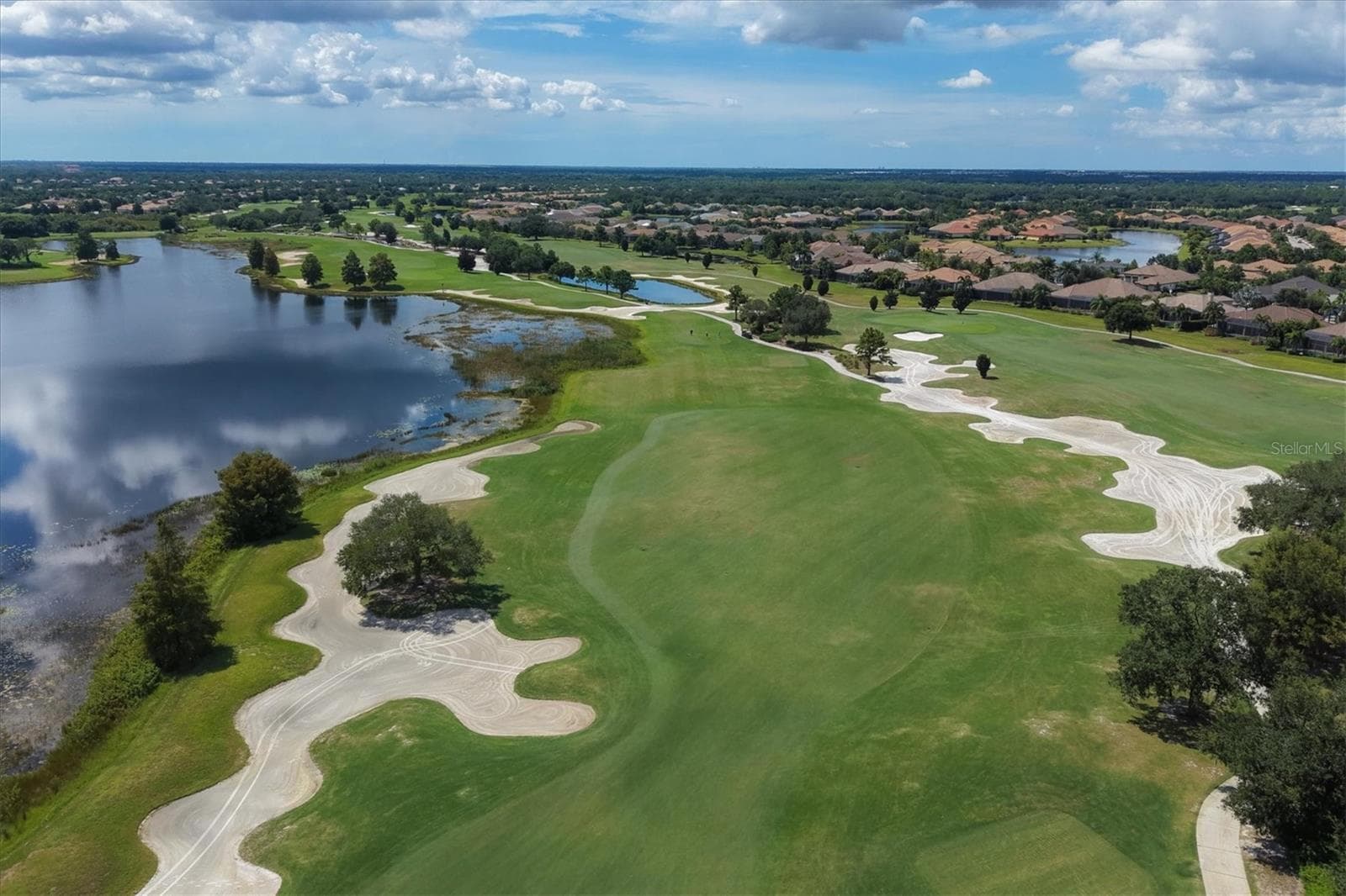 Single Family Residence at 7235 PRESTBURY CIR, LAKEWOOD RANCH, photo 35 of 43