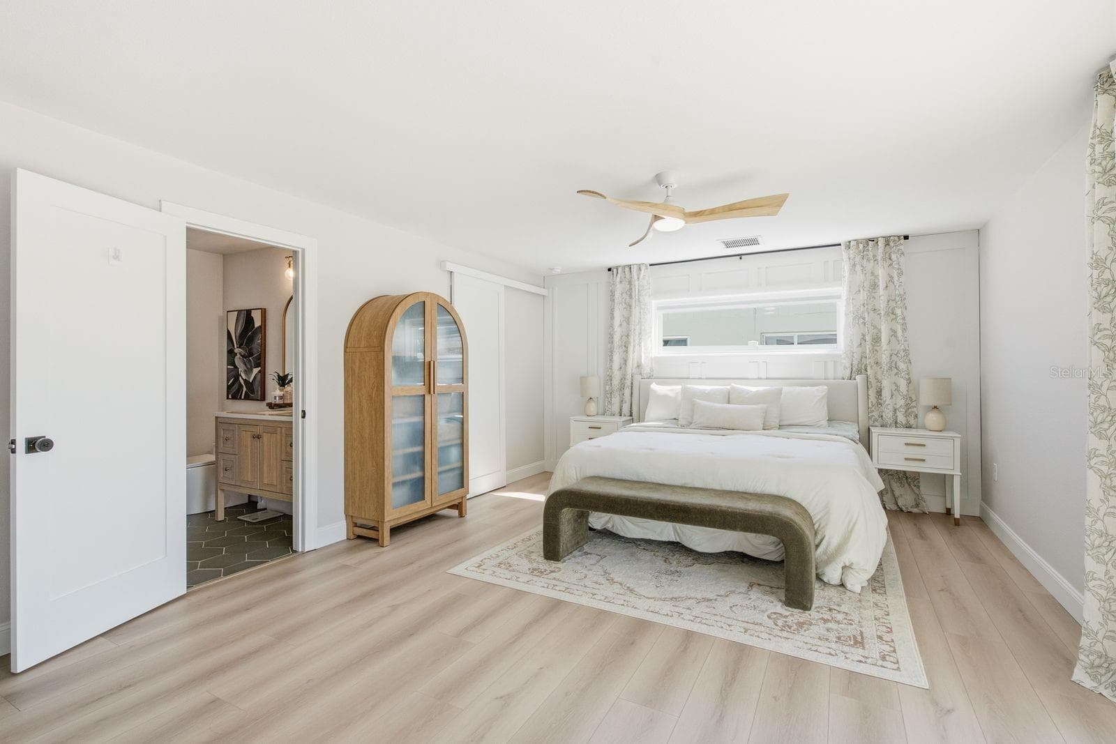 Single Family Residence at 3932 SHORE ACRES BLVD NE, ST PETERSBURG, photo 19 of 44