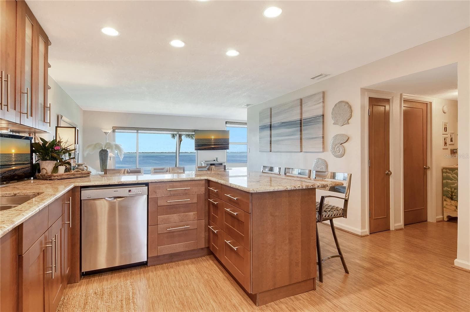 Chef Gourmet Kitchen with Full Bayfront Waterview! - 4800 GULF OF MEXICO DR #205, LONGBOAT KEY