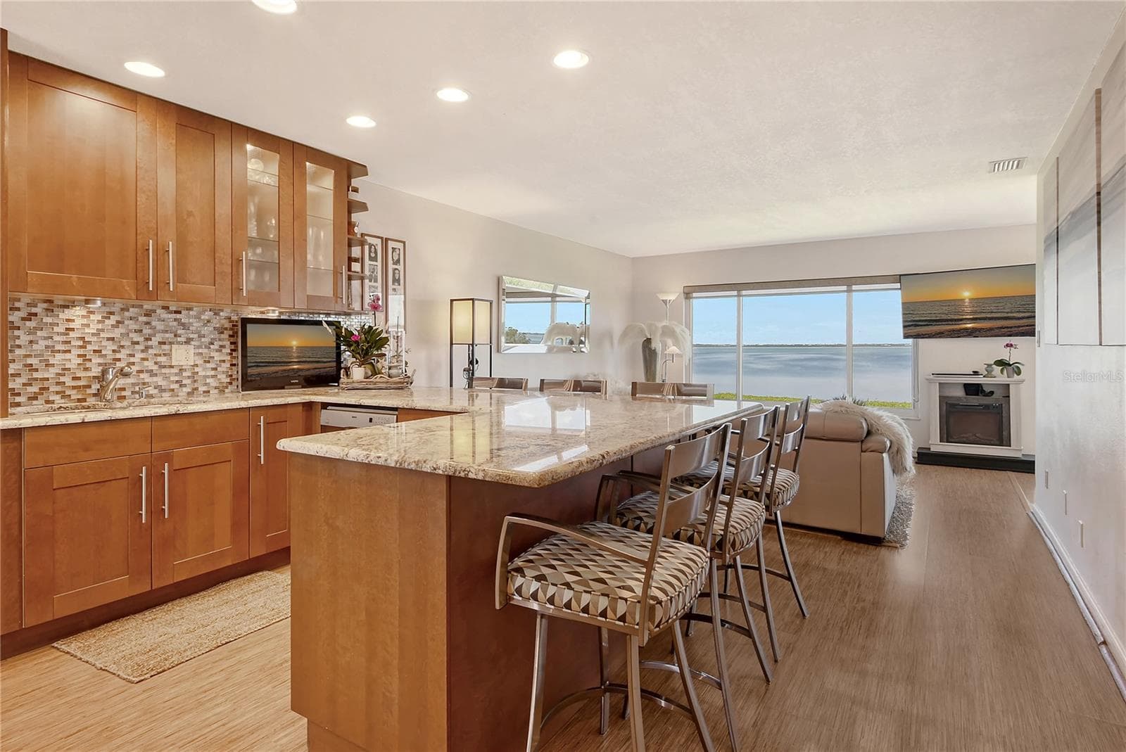 Chef Gourmet Kitchen with Full Bayfront Waterview! - 4800 GULF OF MEXICO DR #205, LONGBOAT KEY