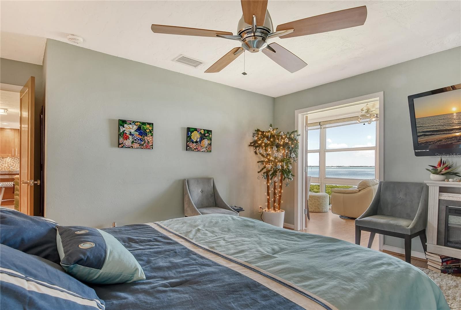 Primary Suite with Fireplace and Full Bayfront View! - 4800 GULF OF MEXICO DR #205, LONGBOAT KEY