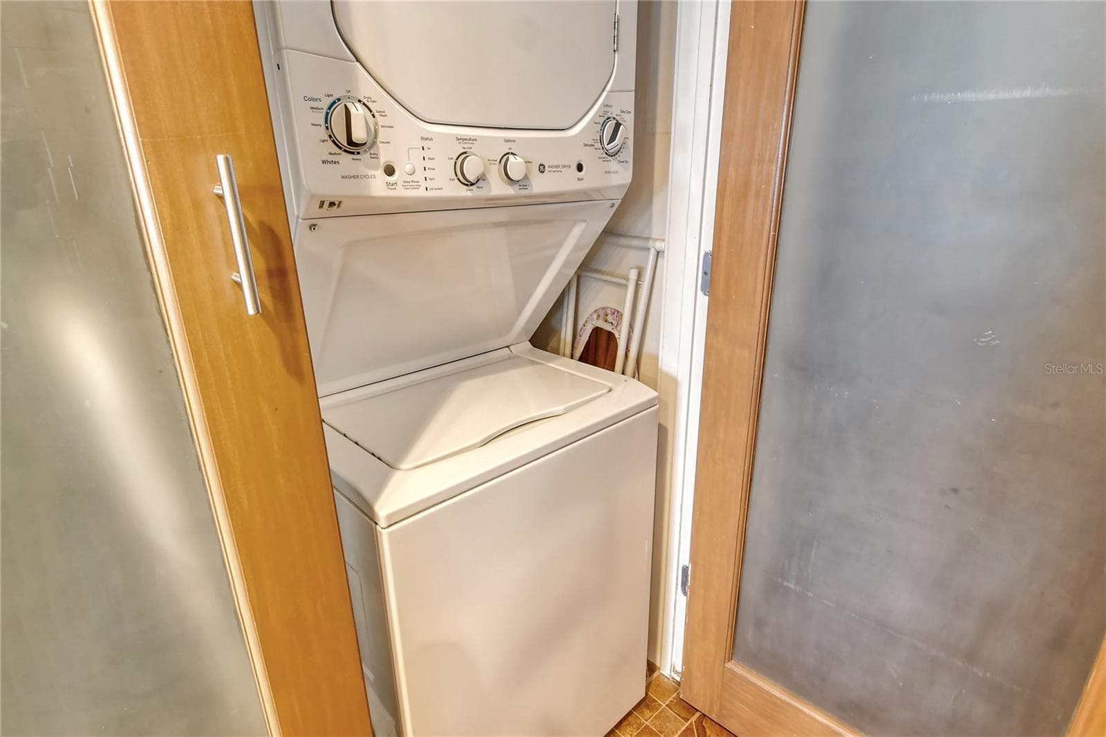 Laundry Closet! - 4800 GULF OF MEXICO DR #205, LONGBOAT KEY