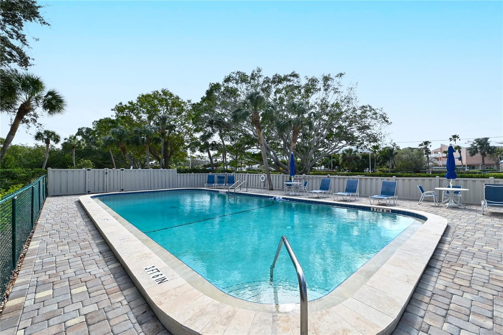 South Pool! - 4800 GULF OF MEXICO DR #205, LONGBOAT KEY