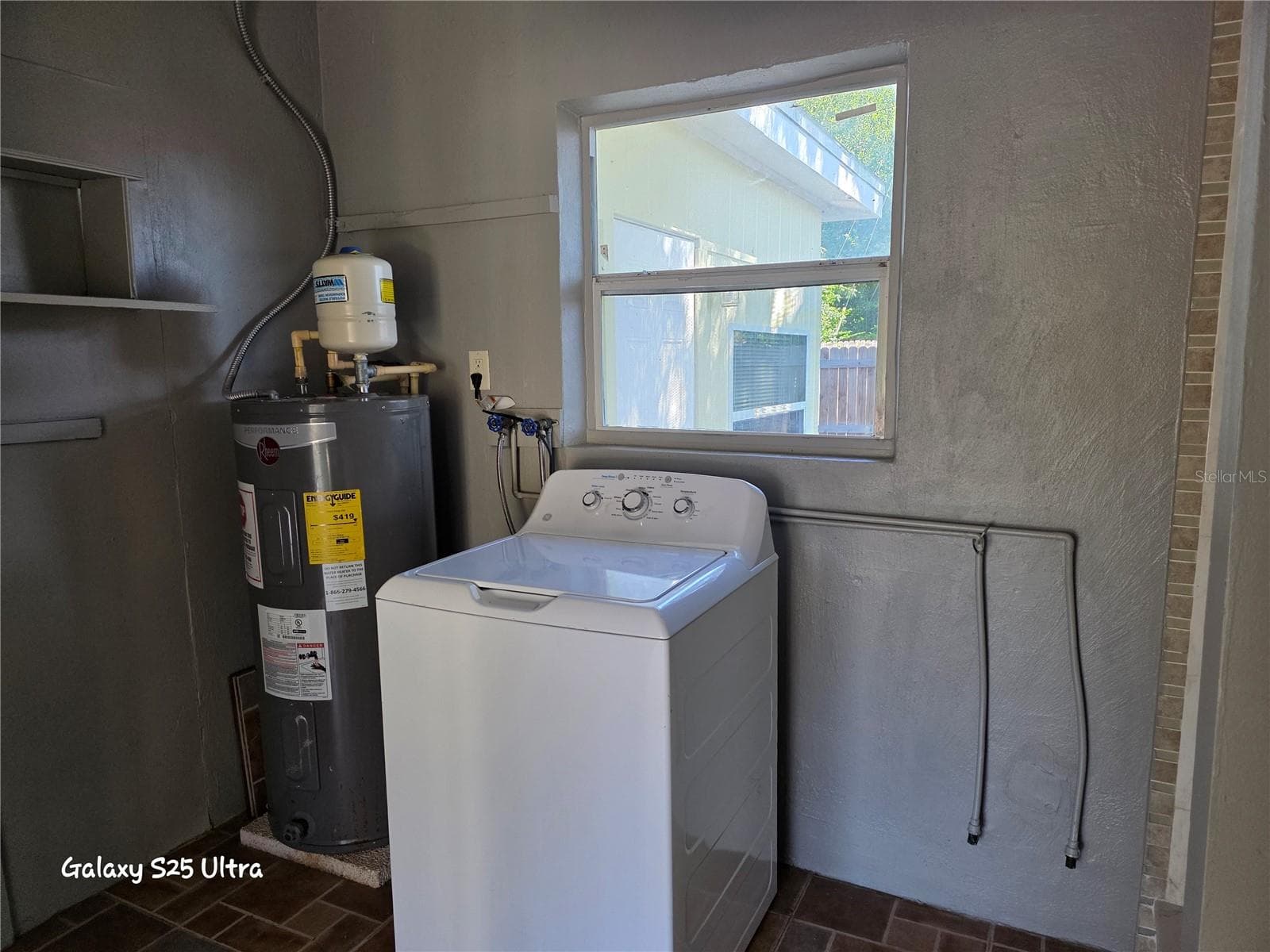 Single Family Residence at 15601 ALMA AVE, CLEARWATER, photo 24 of 32