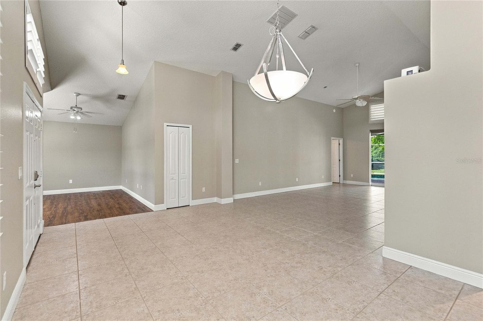 Single Family Residence at 840 GROVESMERE LOOP, OCOEE, photo 15 of 63