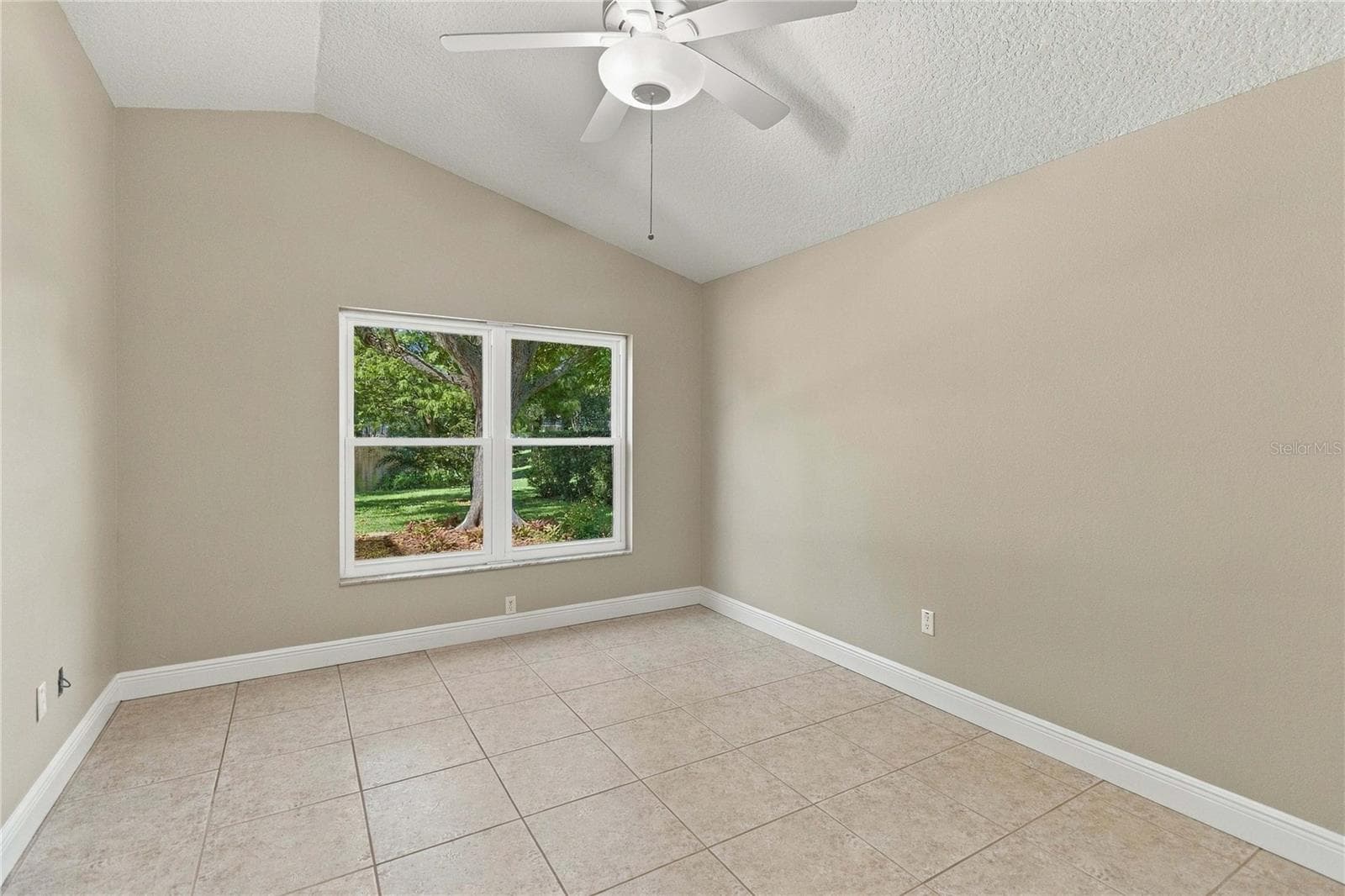 Single Family Residence at 840 GROVESMERE LOOP, OCOEE, photo 35 of 63