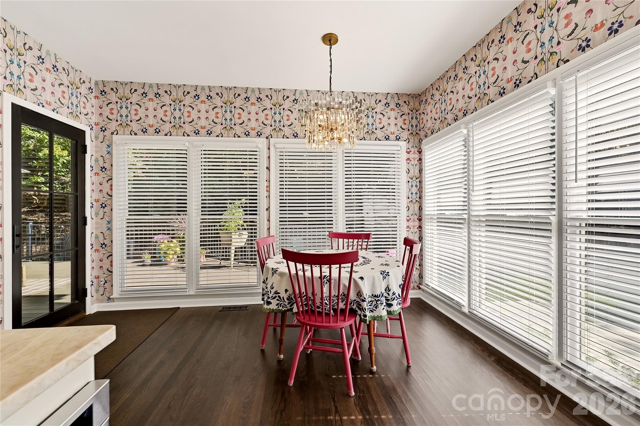 Single Family Residence at 16521 Plantation Woods Drive, Charlotte, photo 17 of 46