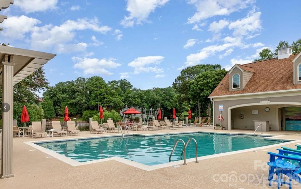 Single Family Residence at 16521 Plantation Woods Drive, Charlotte, photo 45 of 46