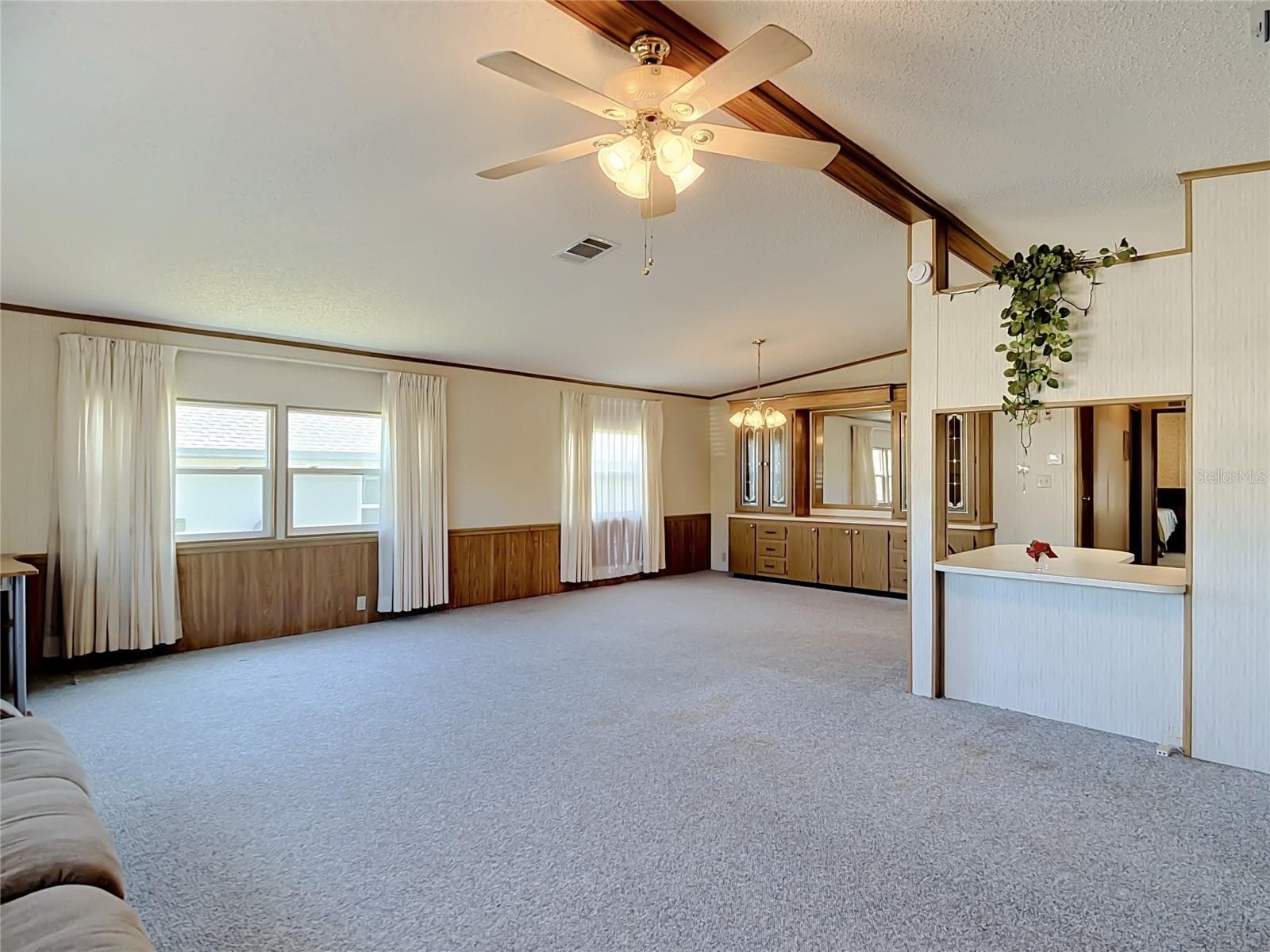 Manufactured Home at 4242 ORCHID BLVD, LAKE WALES, photo 5 of 42